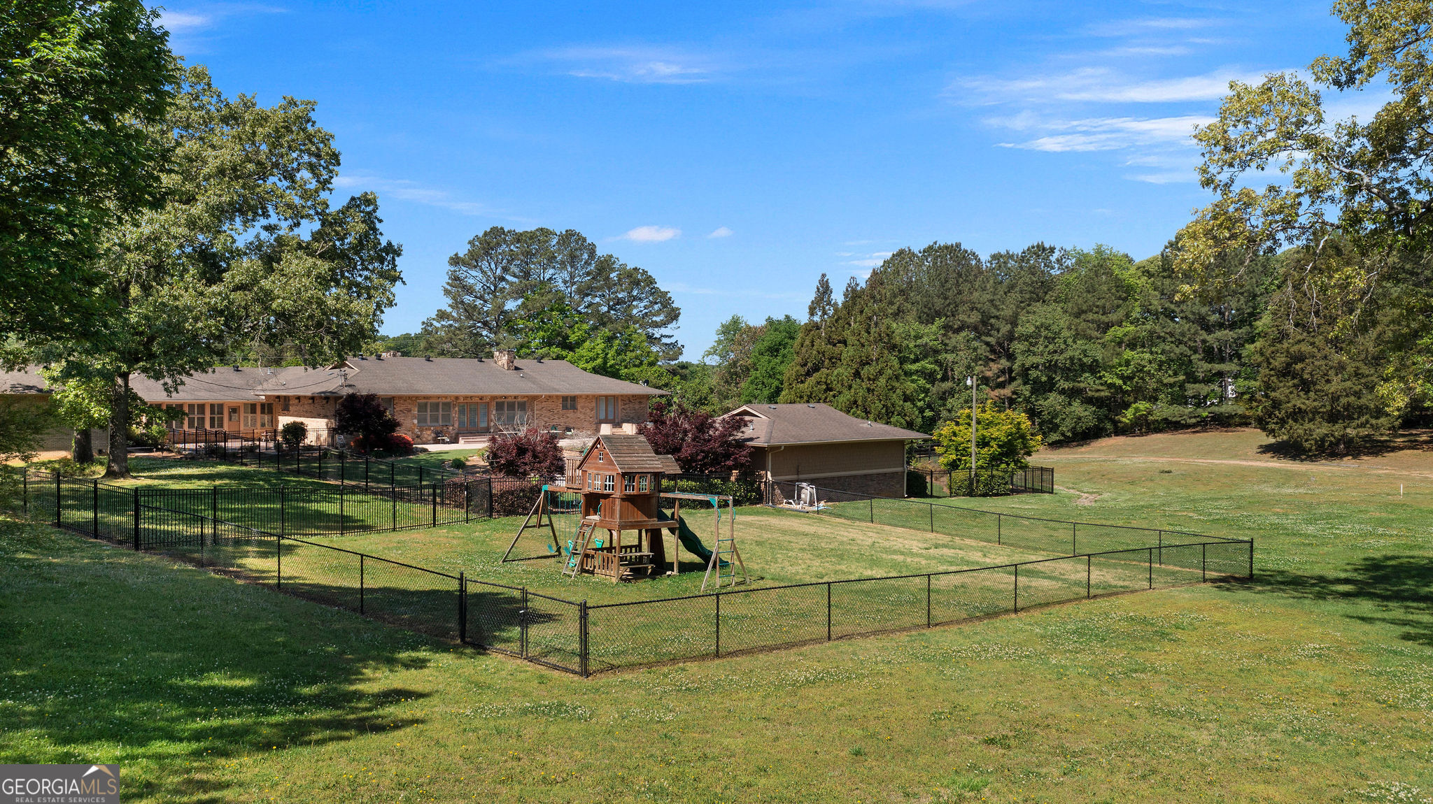 1132 Euharlee Road Property Photo 5