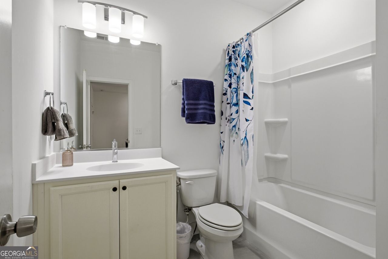 2543 Oakbourne Lane Property Photo 32