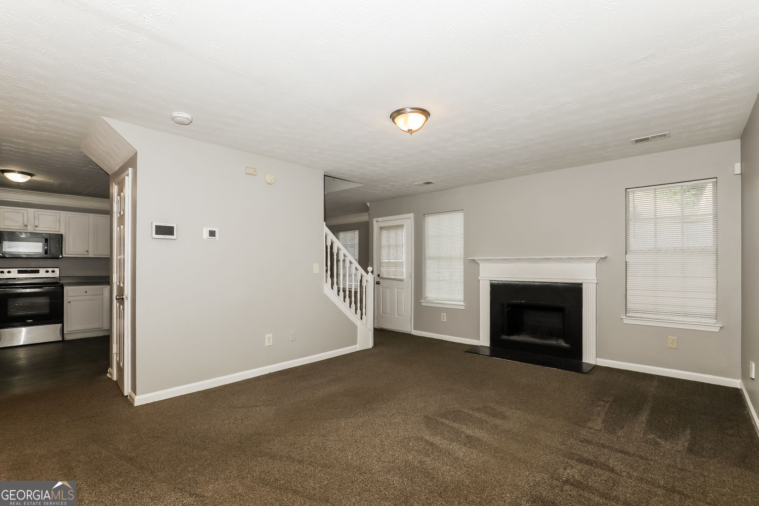 11235 James Madison Drive Property Photo 5