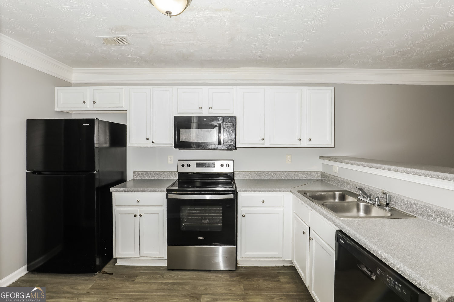 11235 James Madison Drive Property Photo 9