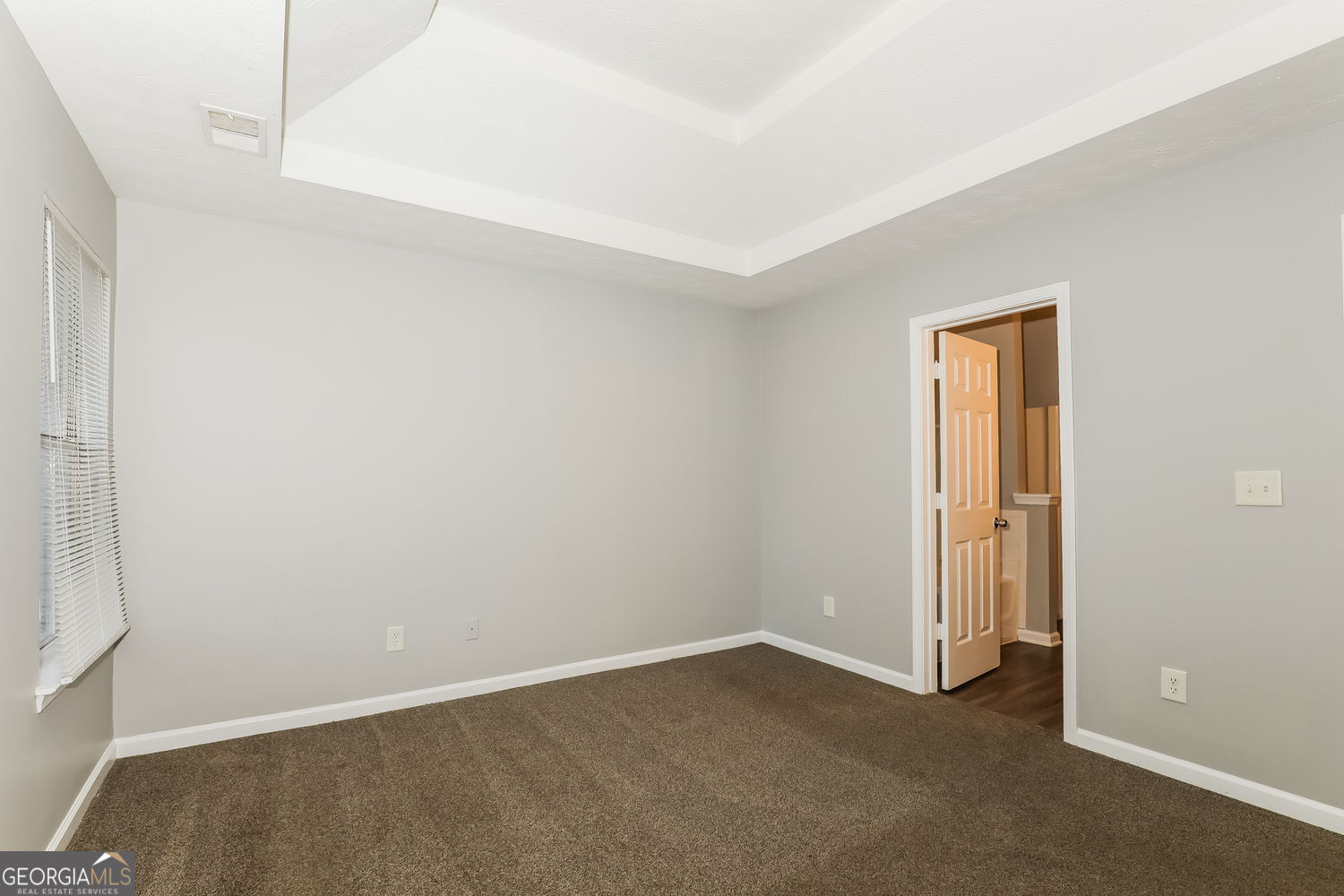 11235 James Madison Drive Property Photo 17