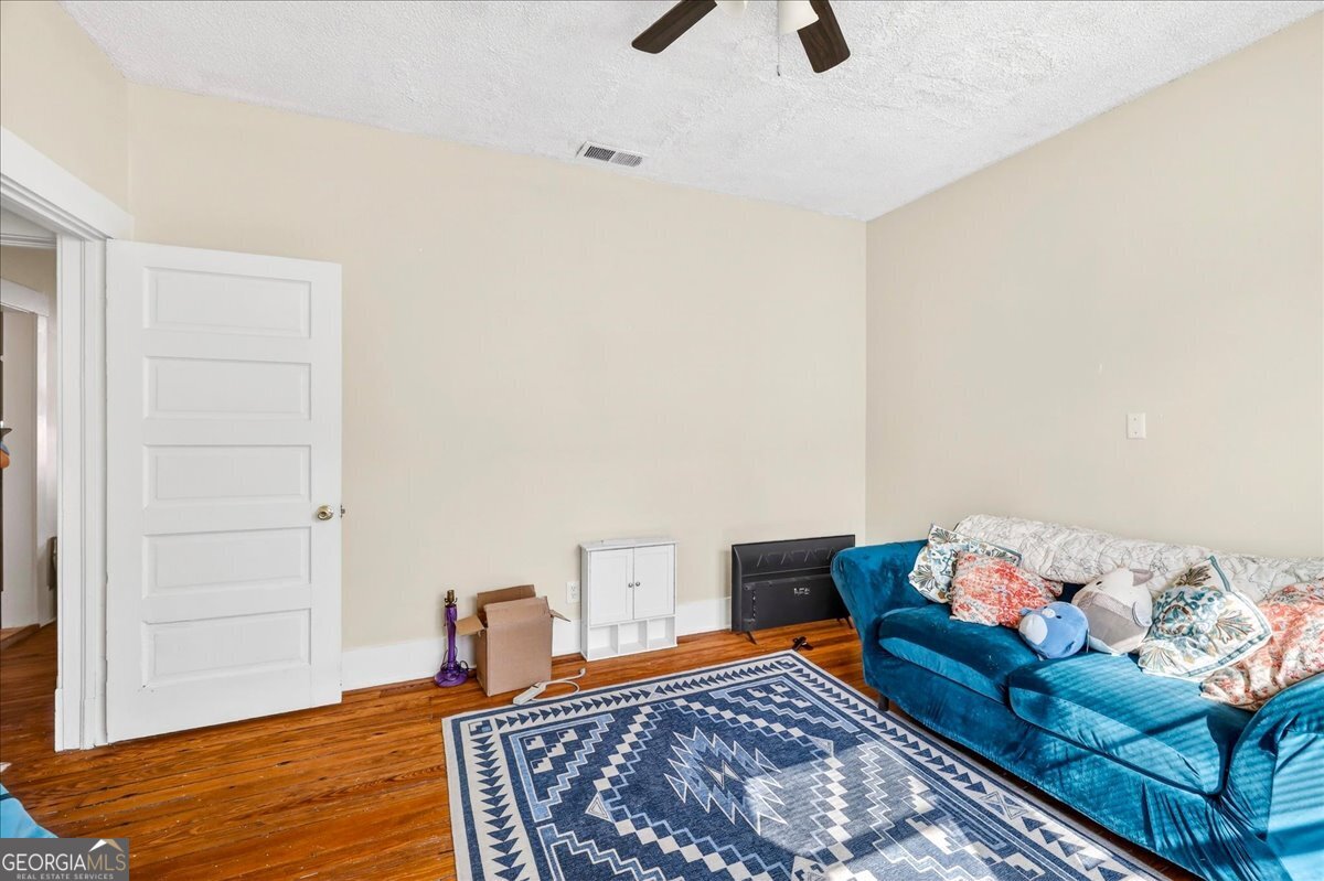 515 E Duffy Street Property Photo 50