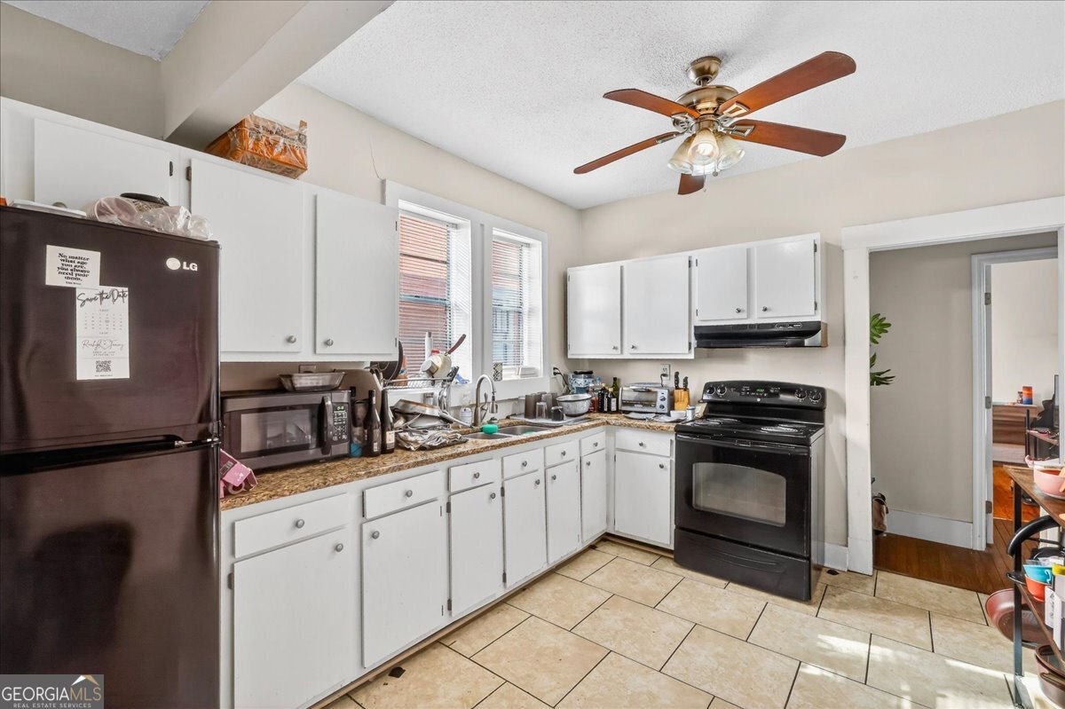 515 E Duffy Street Property Photo 18