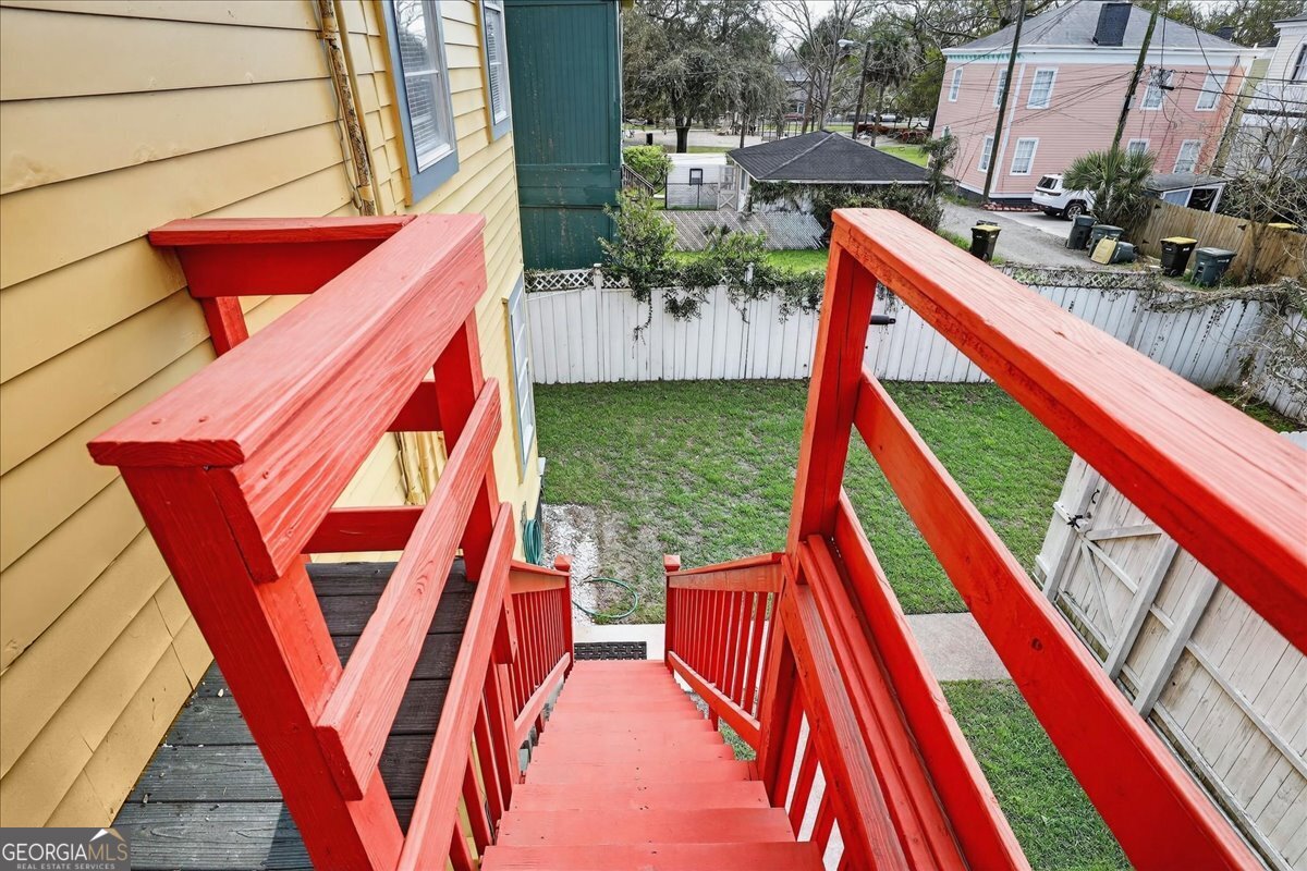 515 E Duffy Street Property Photo 53