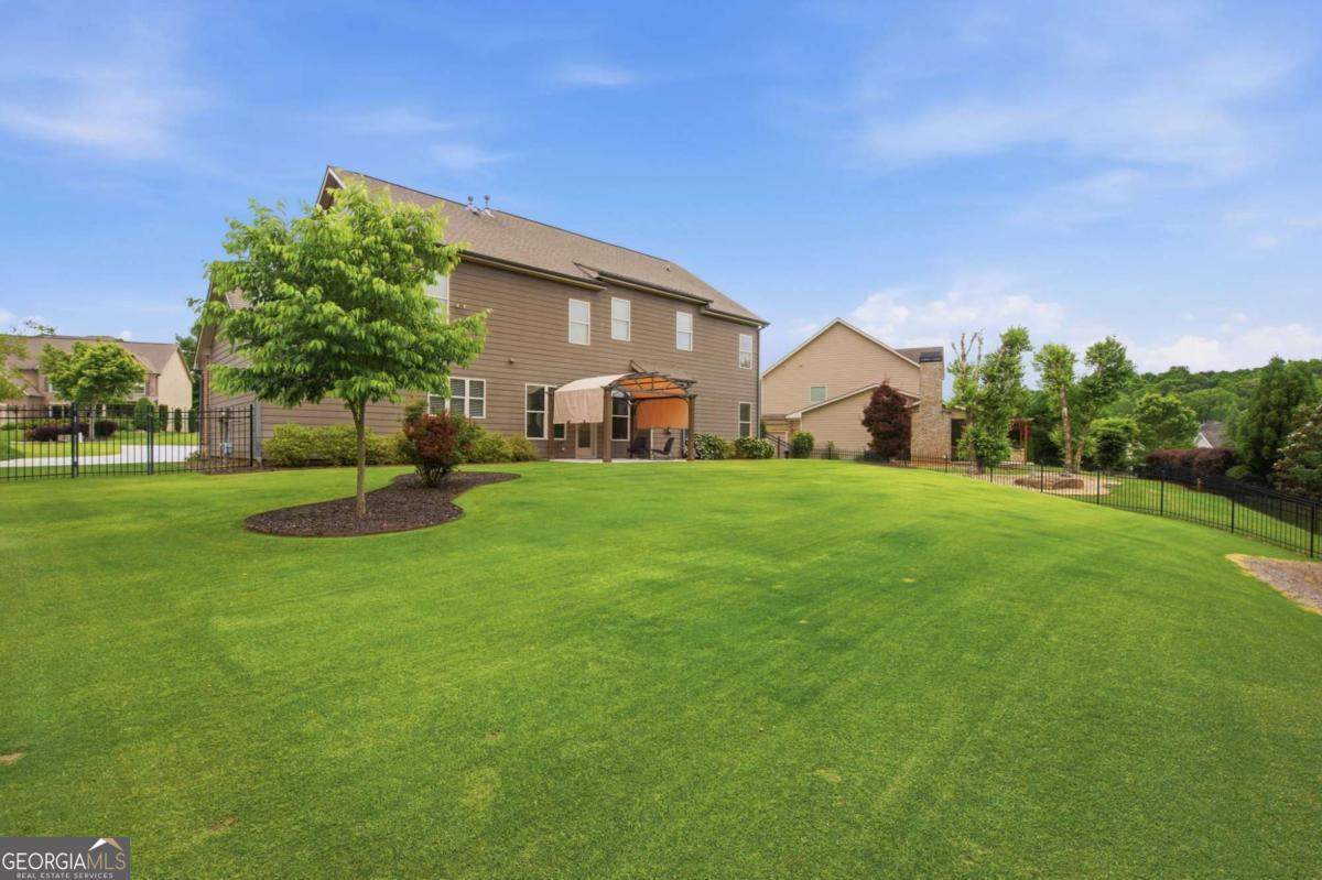 1884 Granite Hill Court Property Photo 33