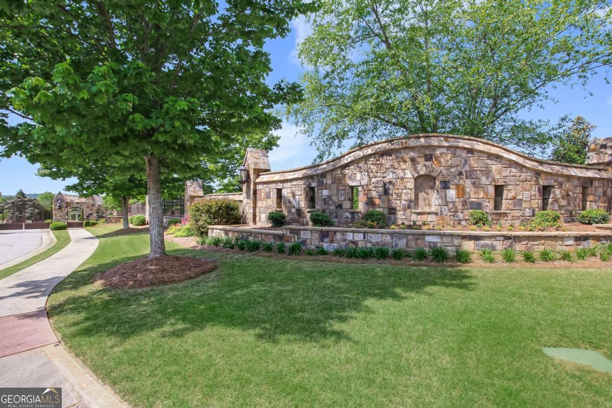 1884 Granite Hill Court Property Photo 44