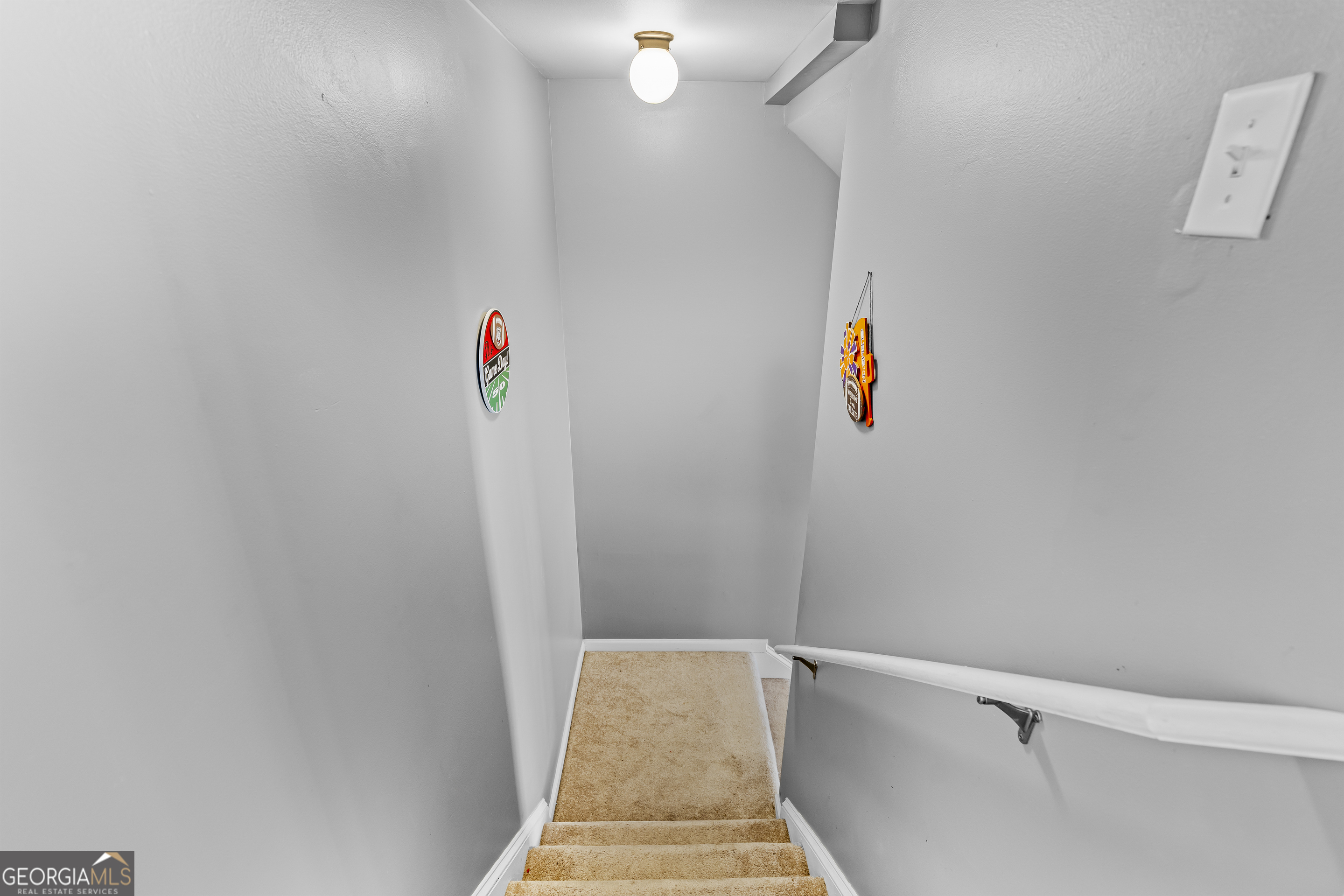 90 Harvey Avenue Property Photo 37