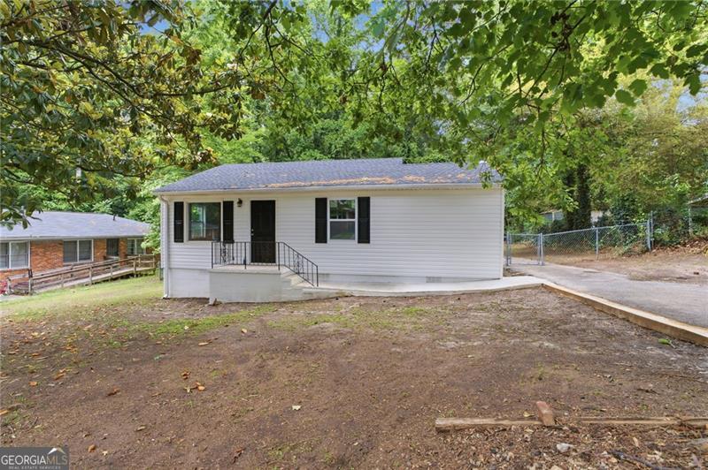 5160 Ellen Street Property Photo 1