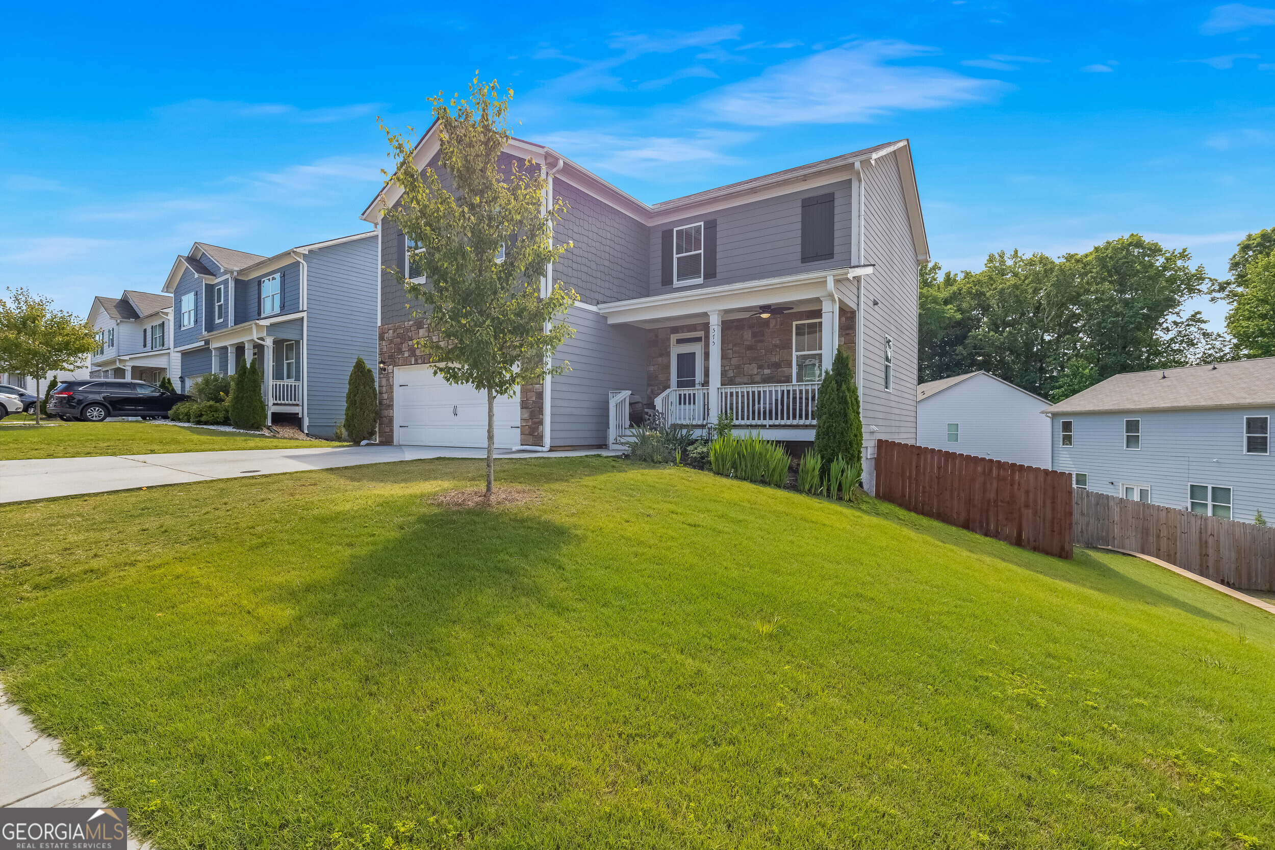 575 Walnut Grove Way Property Photo 3