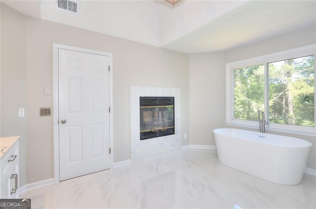 10590 Stonepoint Place Property Photo 28