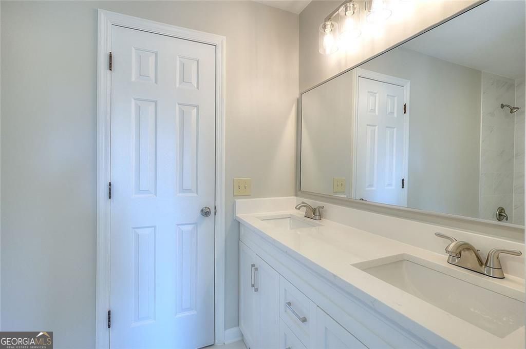 10590 Stonepoint Place Property Photo 37