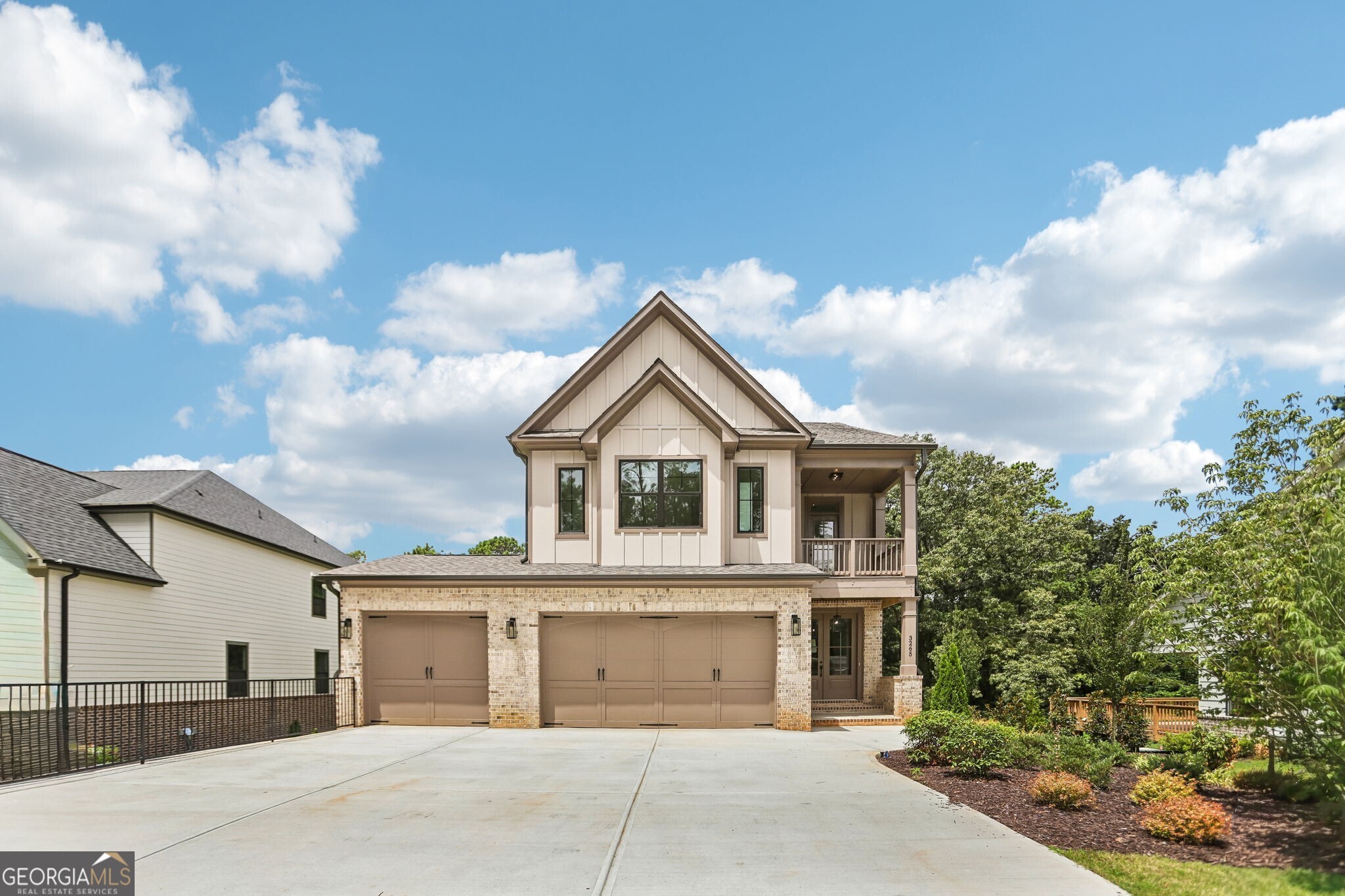 3265 Hilltop Circle Property Photo 1
