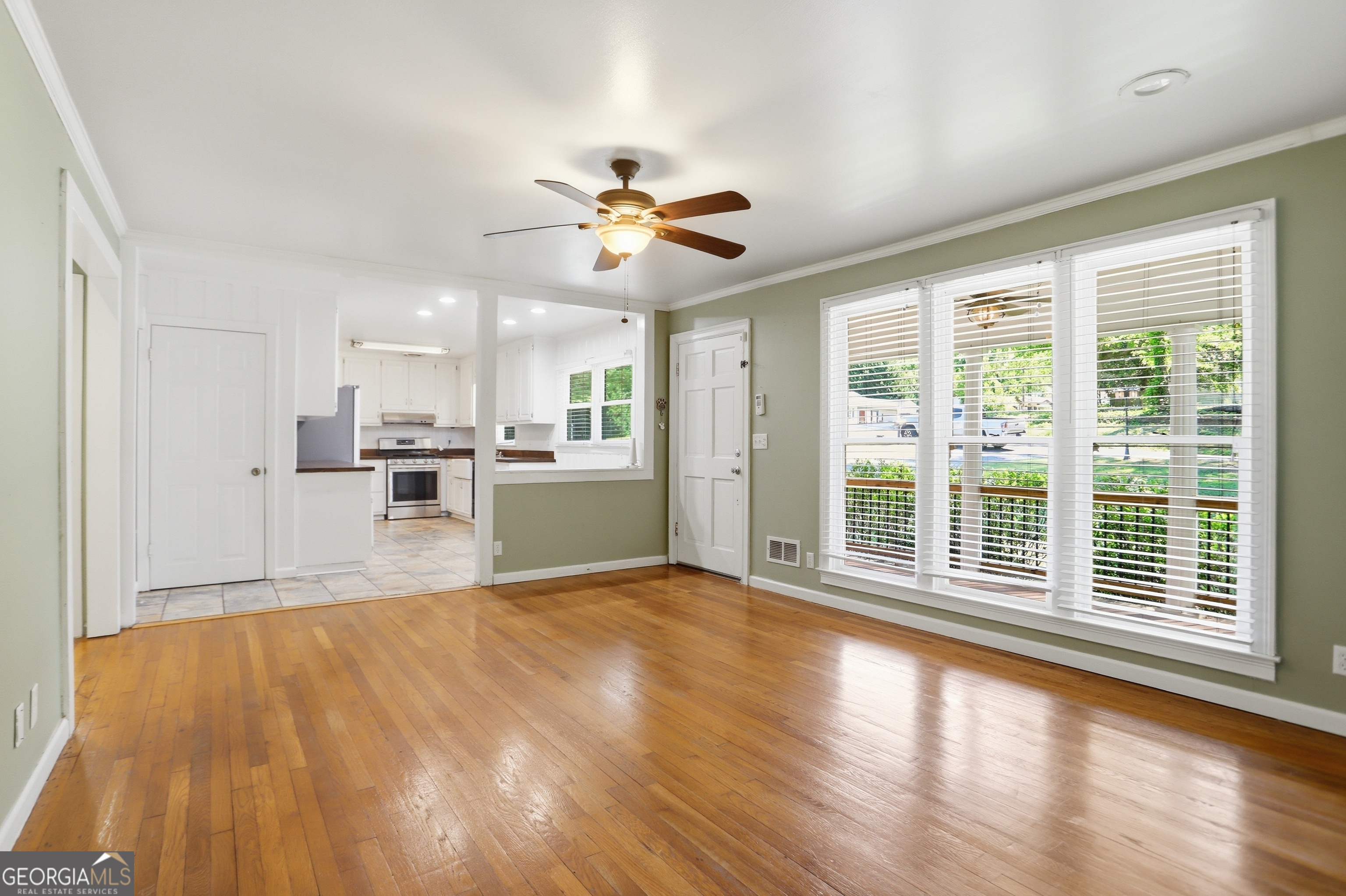 418 Church Street Property Photo 6