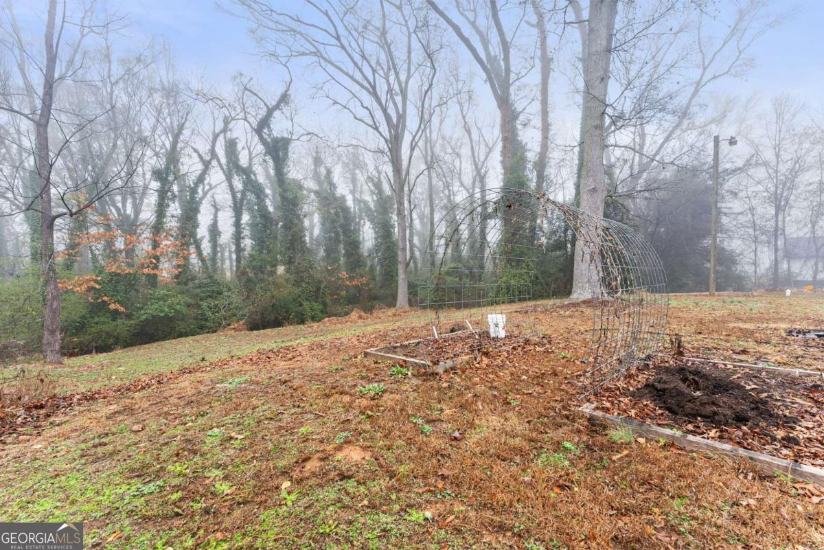 212 Walker Drive Property Photo 16