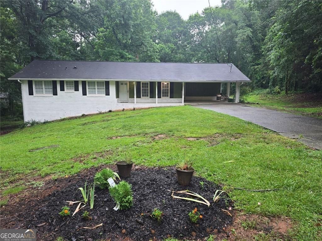 2826 Manor Court Property Photo 2