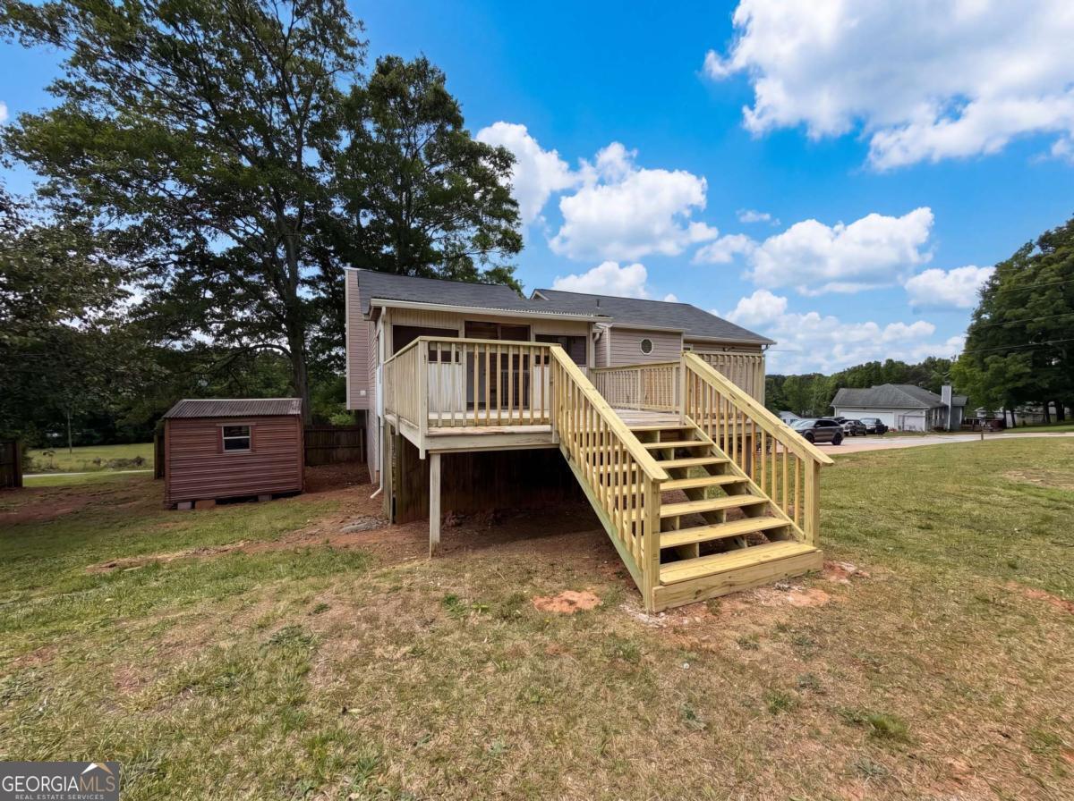 241 Daniel Road Property Photo 25