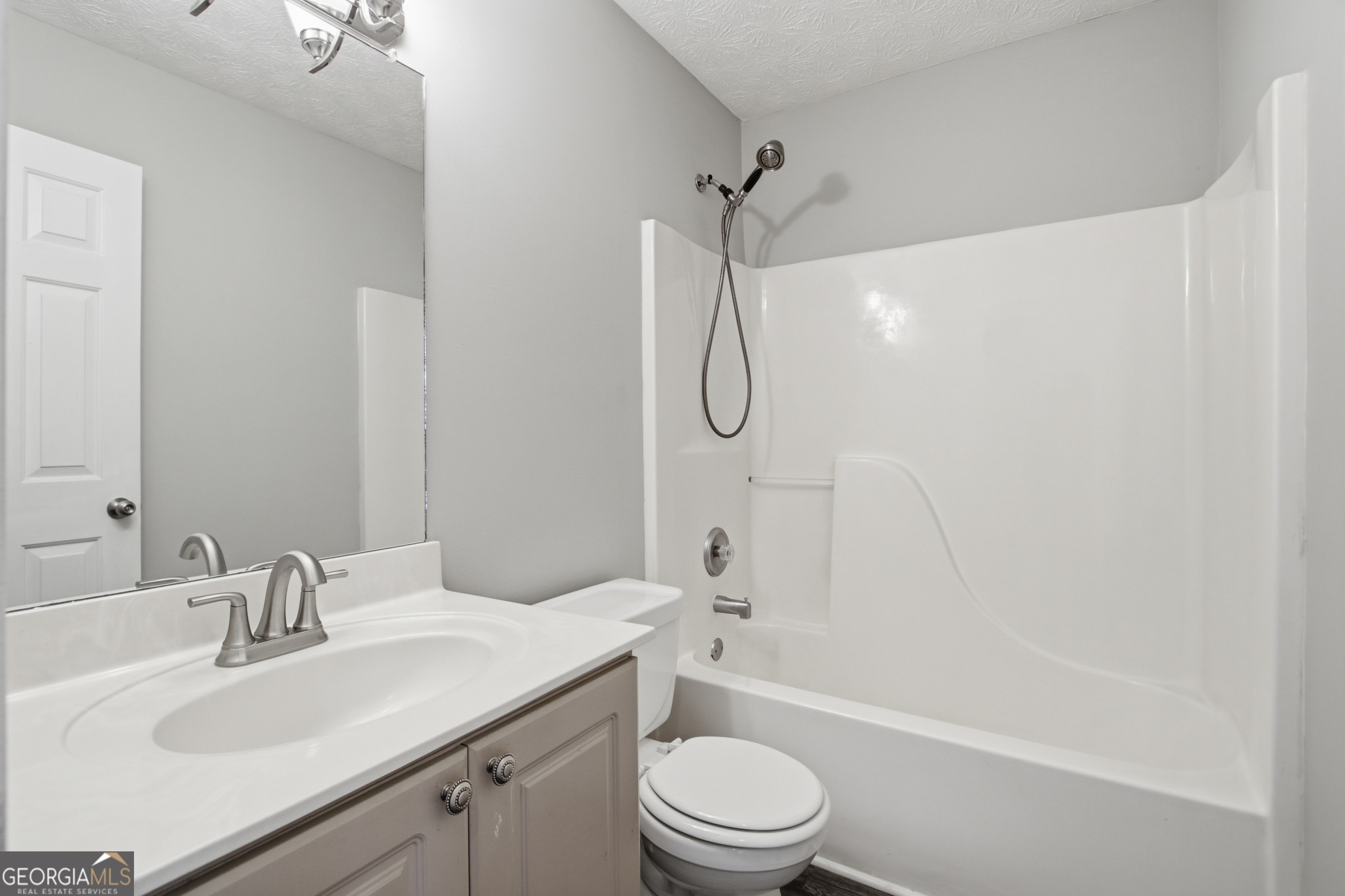 149 Valleyside Drive S Property Photo 28