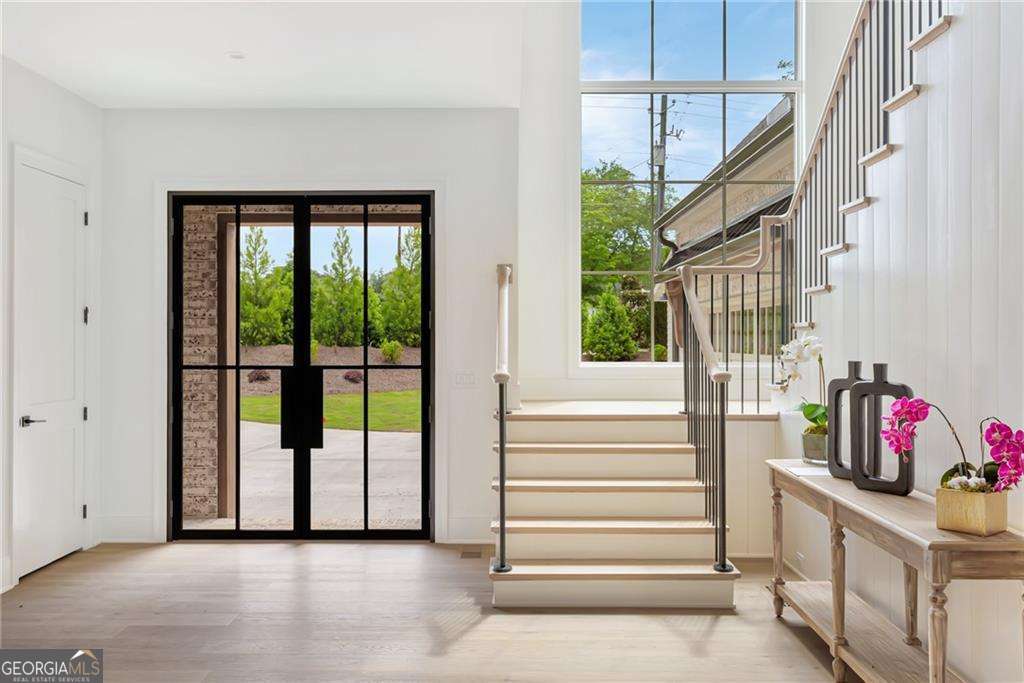 10908 Woodstock Road Property Photo 3