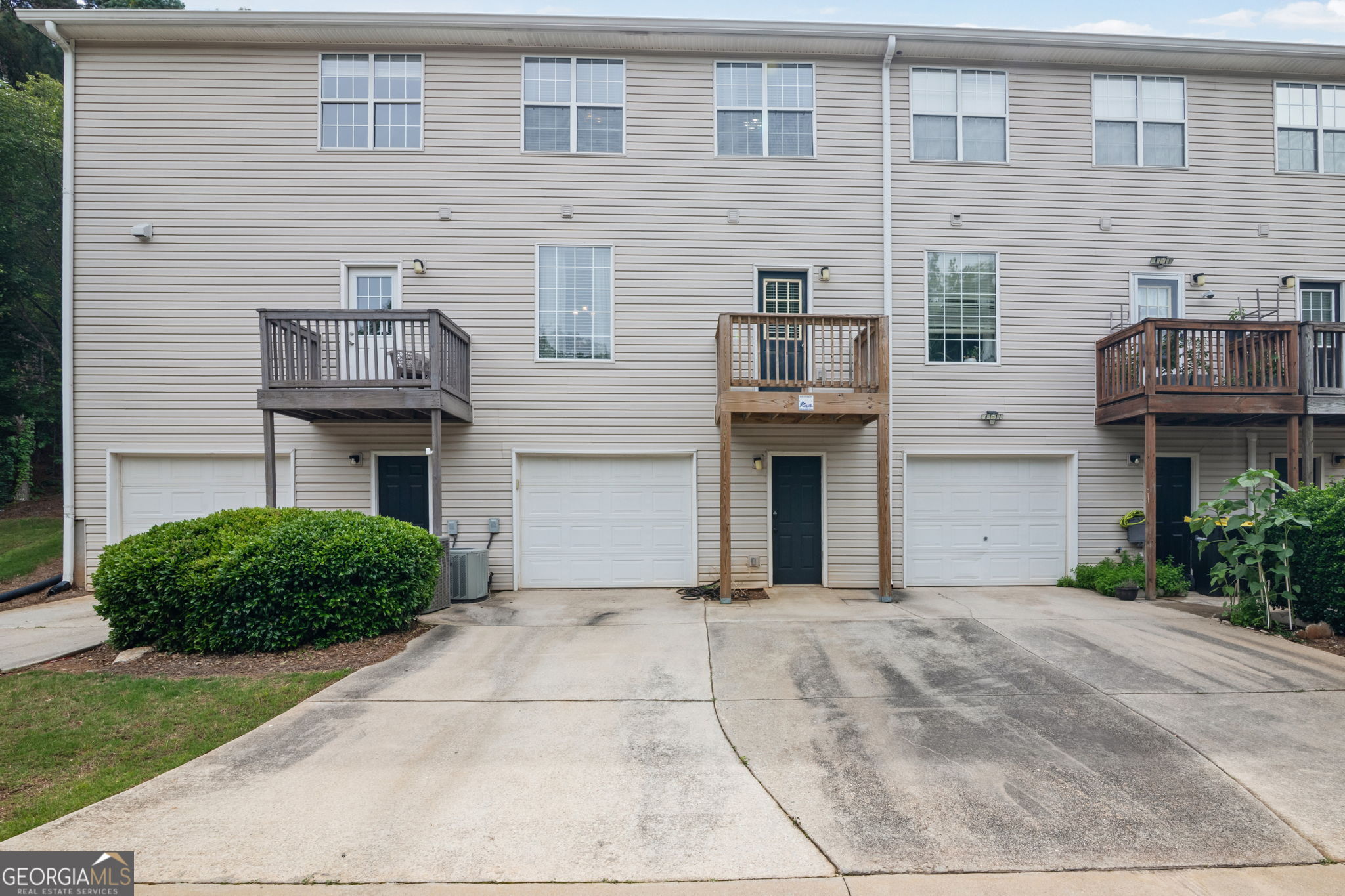 410 Rosewood Lane Property Photo 33