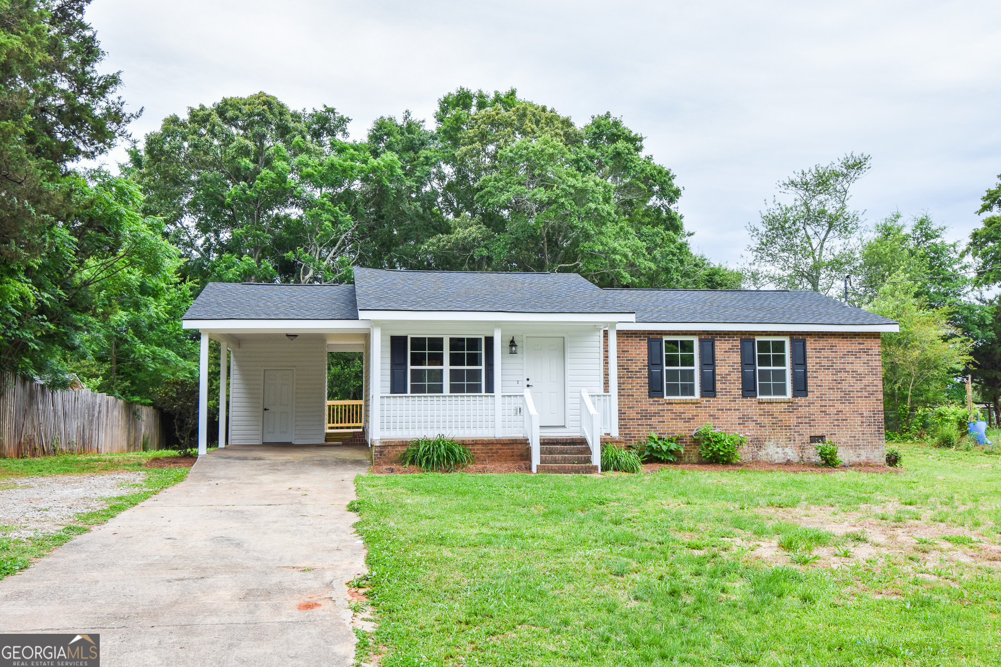 1138 Vestavia Lane Property Photo 1