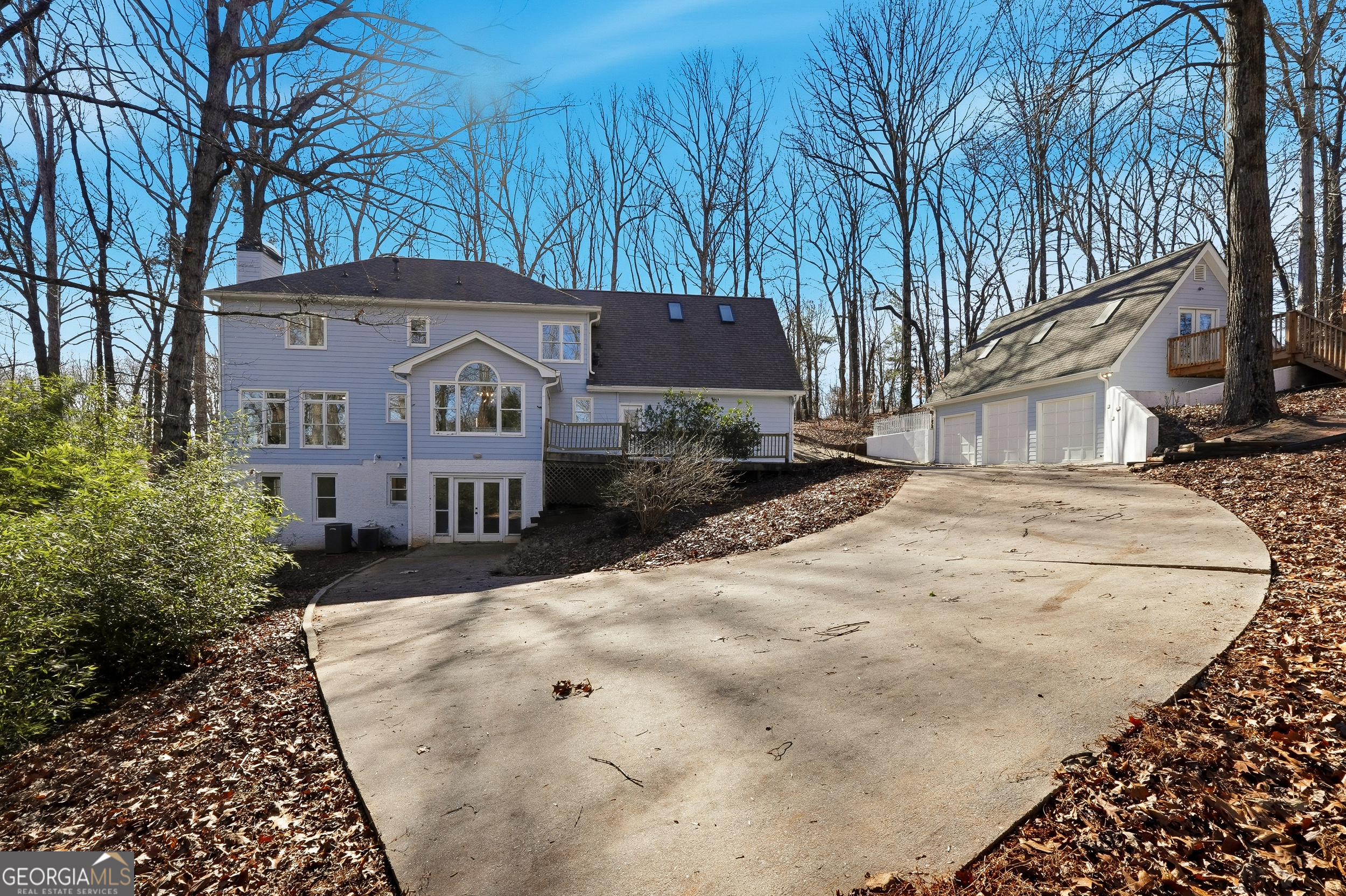 4715 Creek Wood Drive Property Photo 7