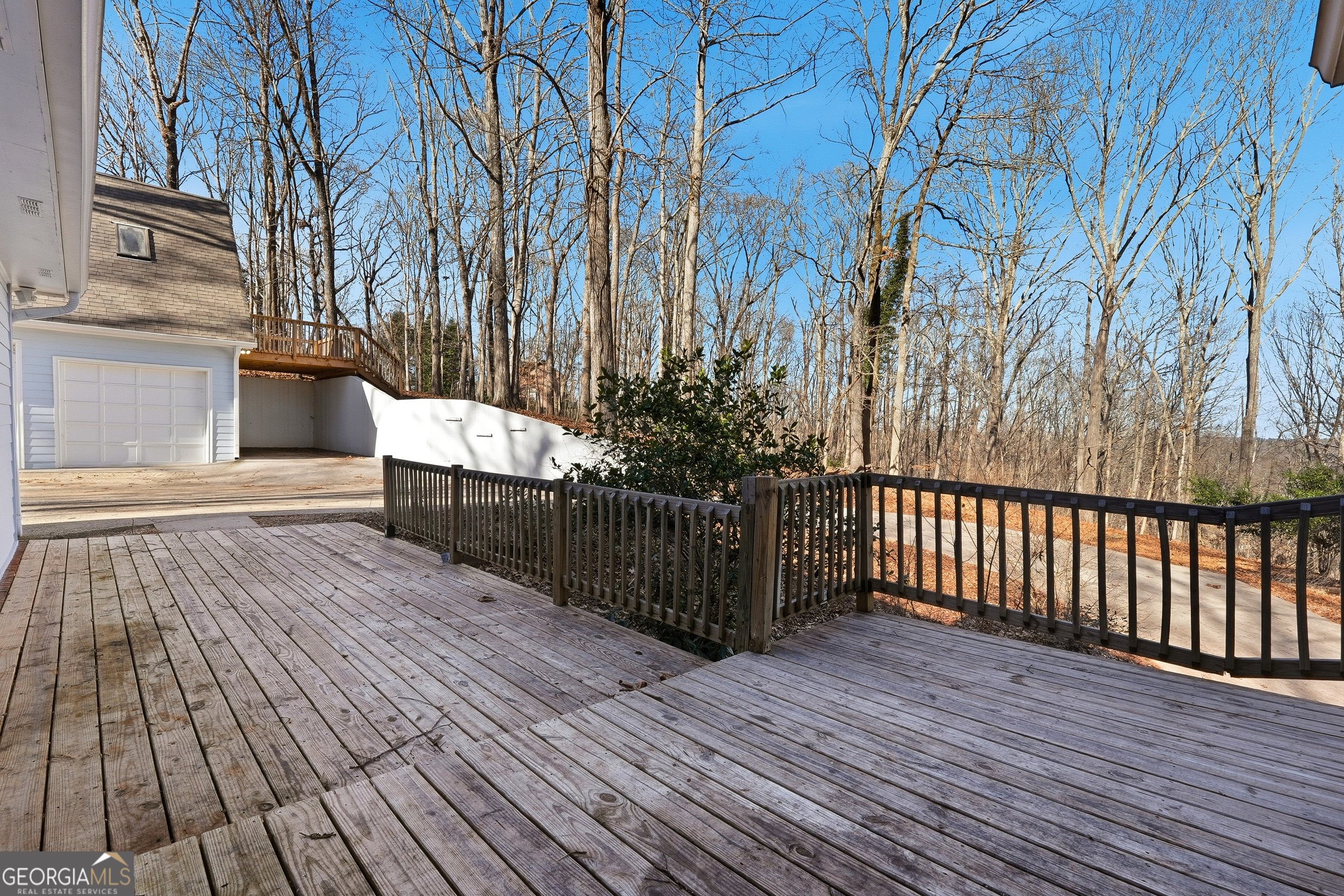 4715 Creek Wood Drive Property Photo 10