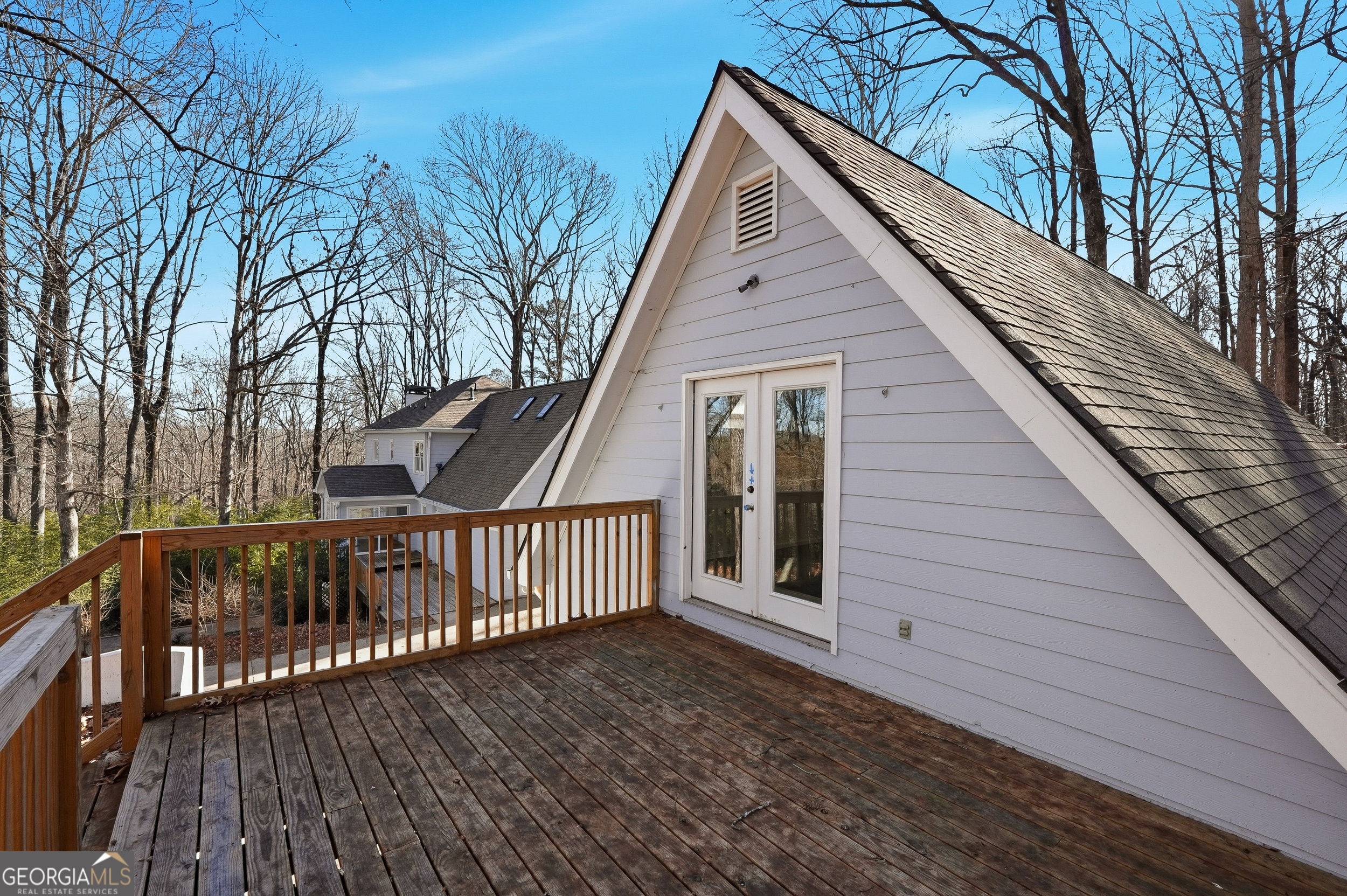 4715 Creek Wood Drive Property Photo 11