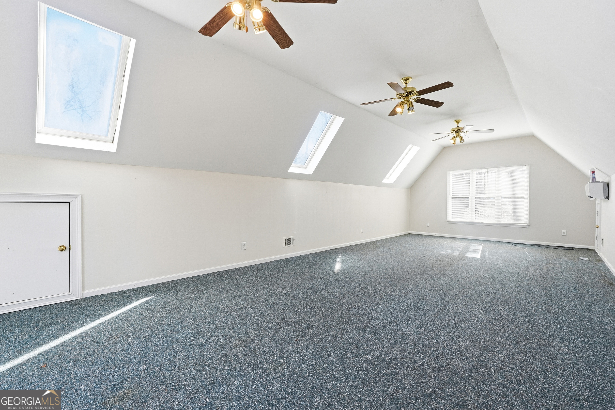 4715 Creek Wood Drive Property Photo 15