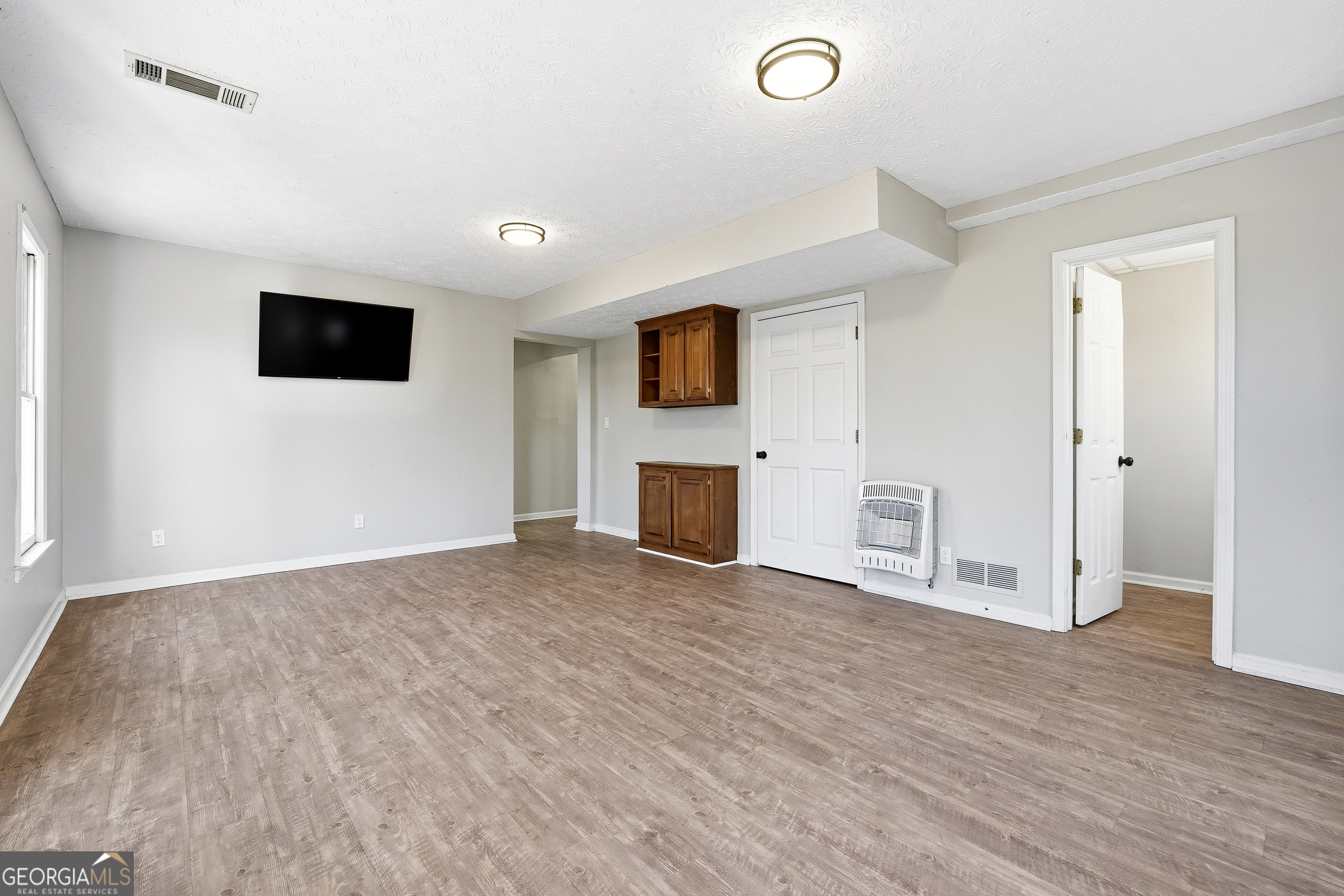 4715 Creek Wood Drive Property Photo 20