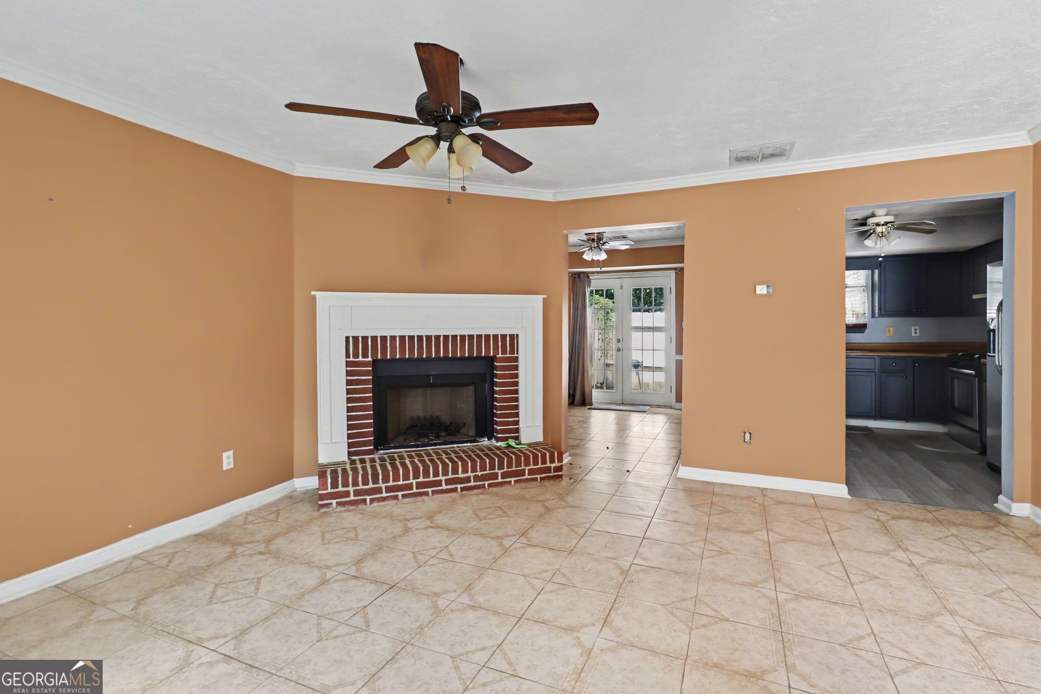 8577 Jamestown Way Property Photo 9