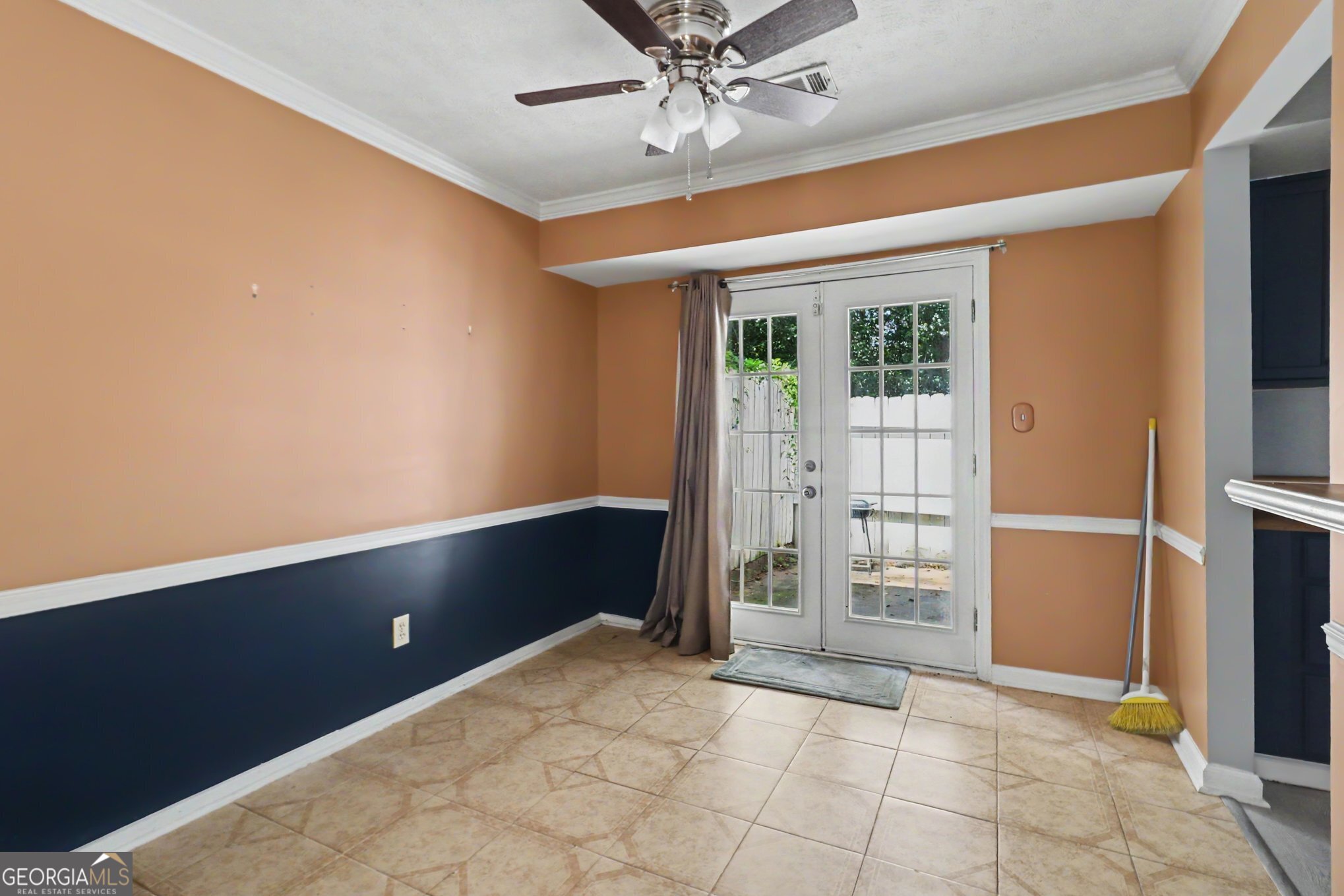 8577 Jamestown Way Property Photo 15