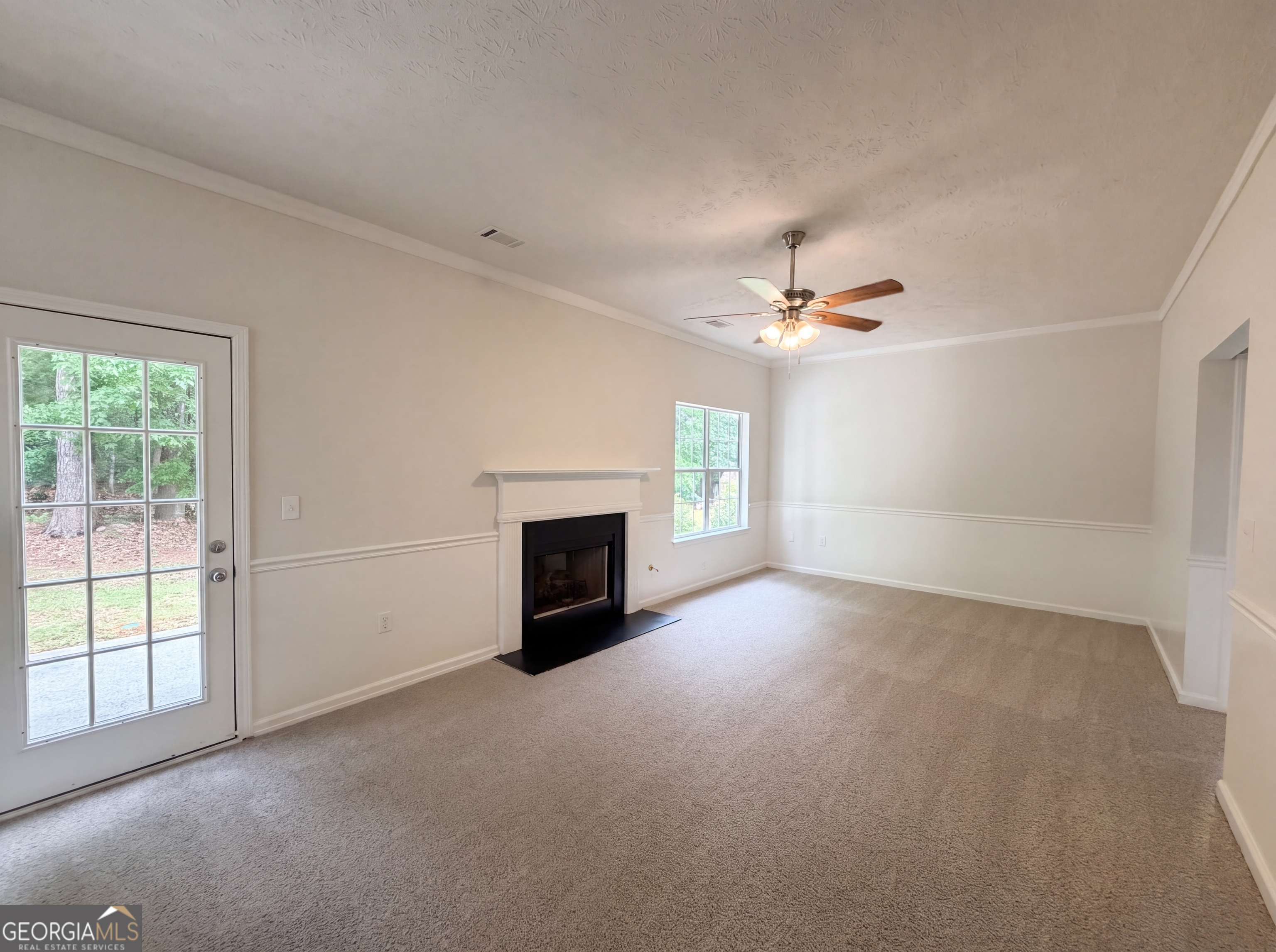525 Michael Circle Property Photo 3