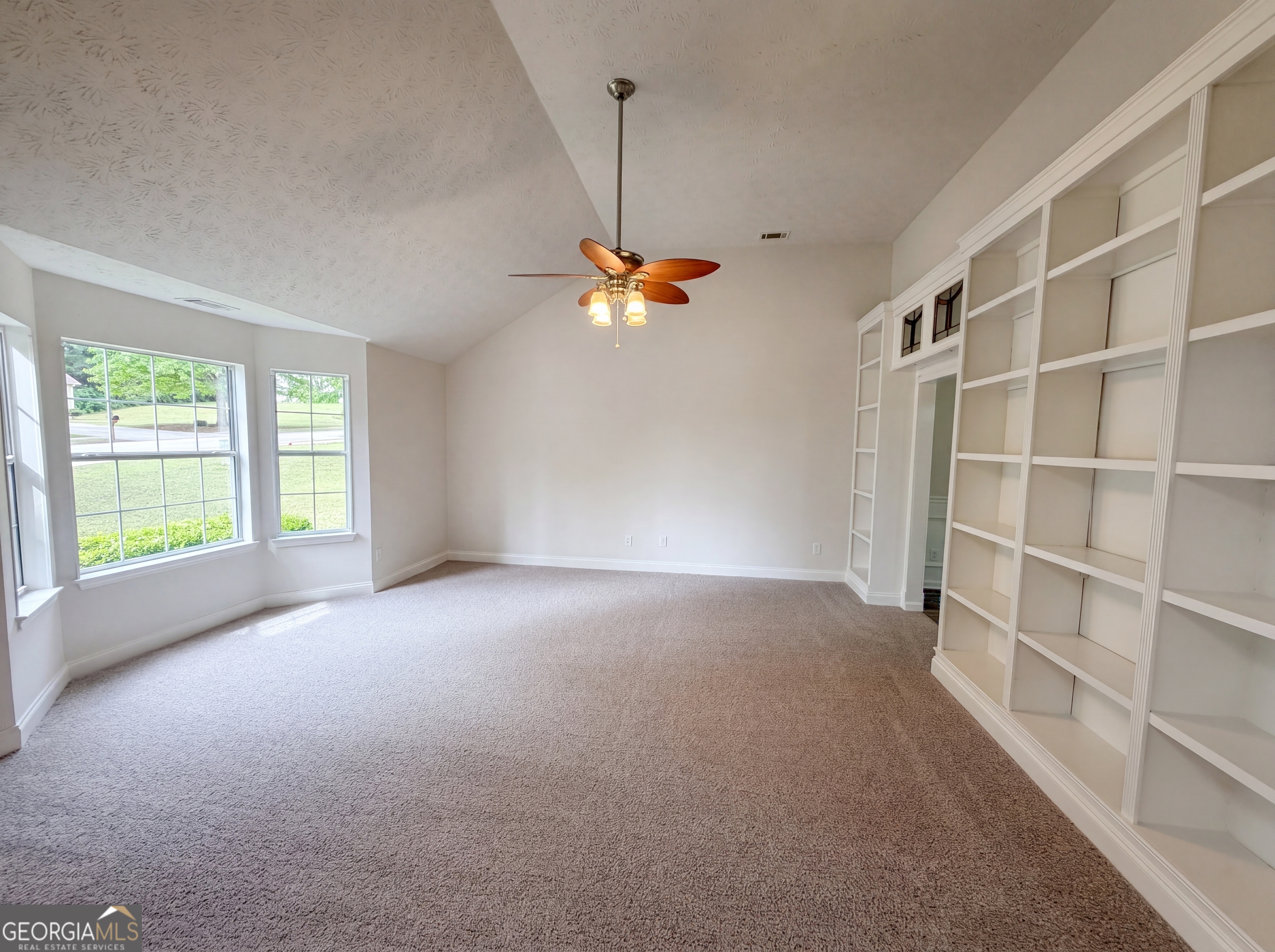 525 Michael Circle Property Photo 8