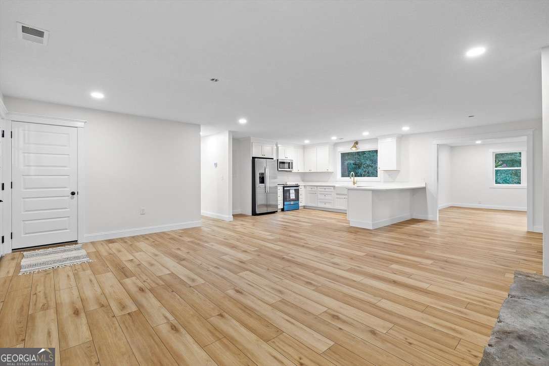 446 Brown Bridge Road Property Photo 34