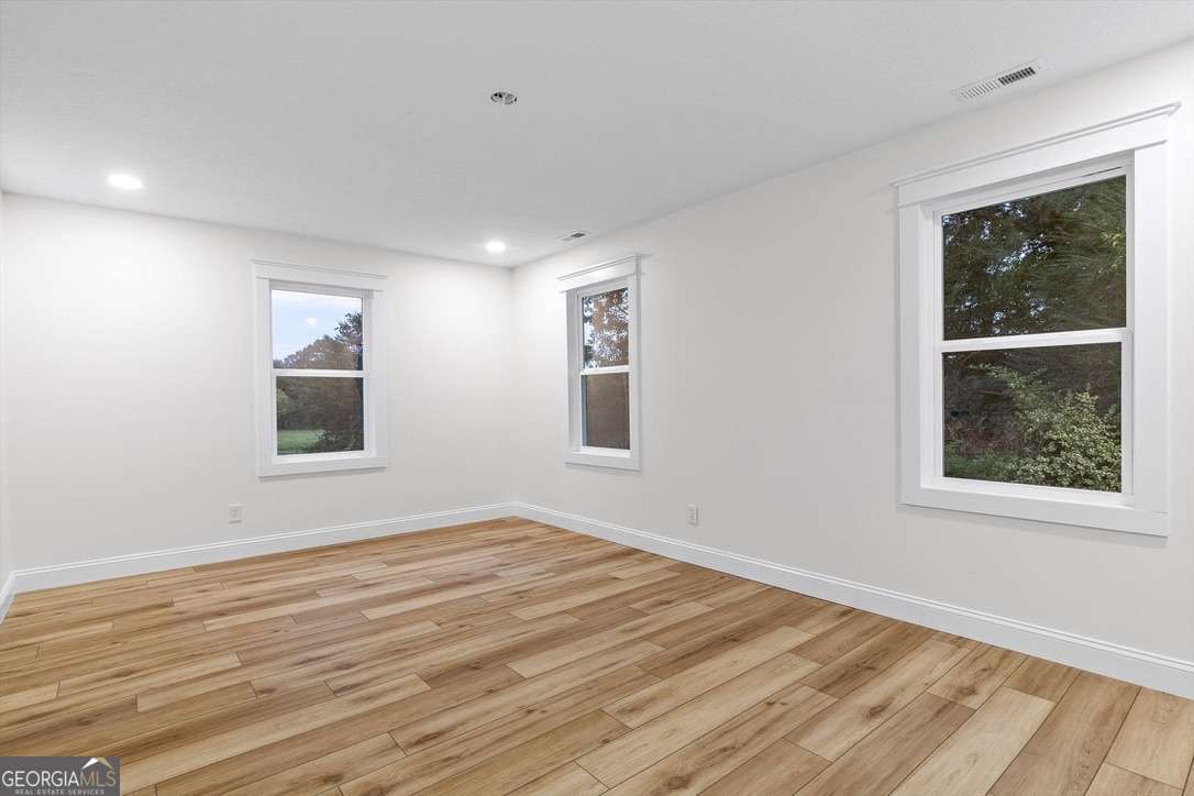 446 Brown Bridge Road Property Photo 59