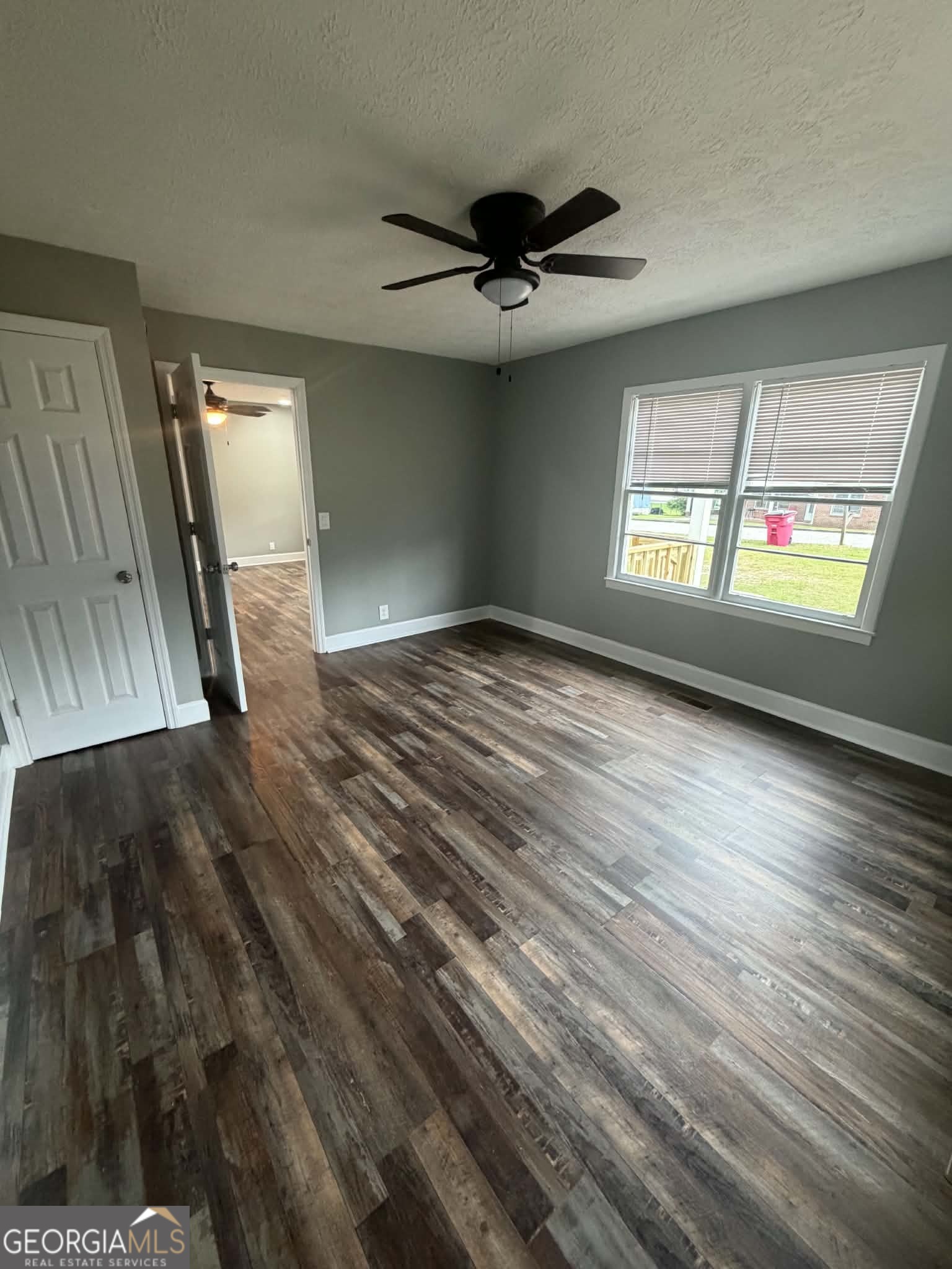 5545 Bacon Avenue Property Photo 7