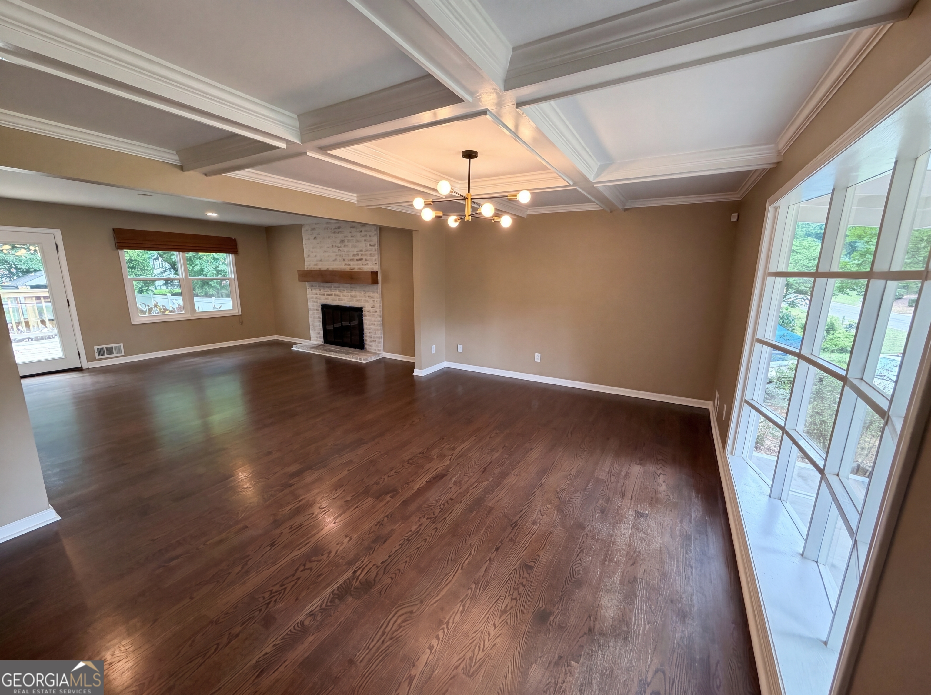 1772 Huntingford Drive Property Photo 10