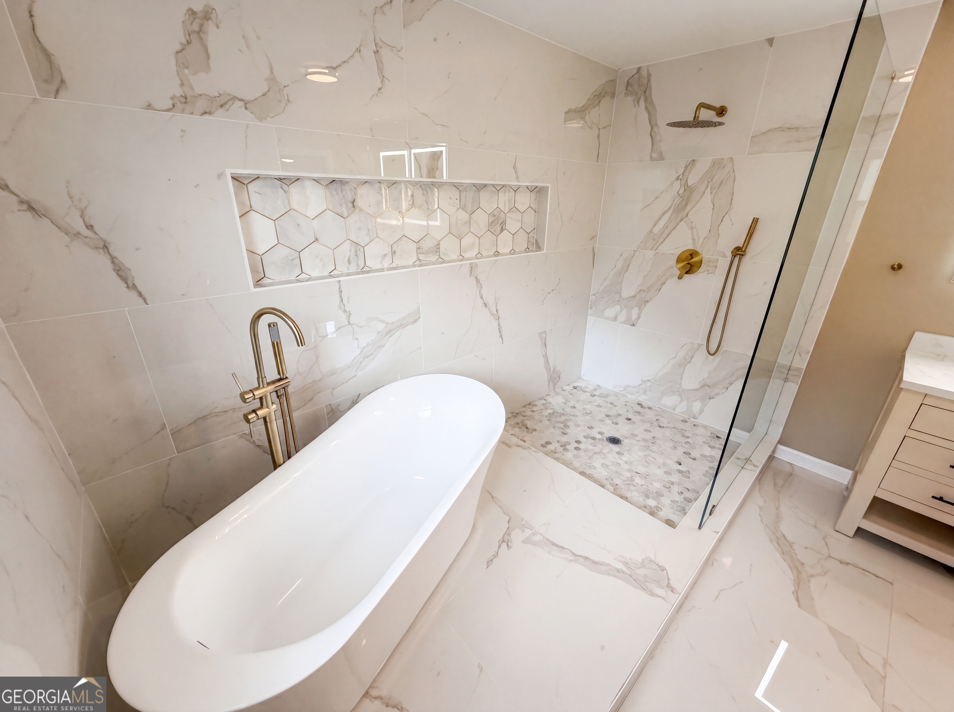 1772 Huntingford Drive Property Photo 18