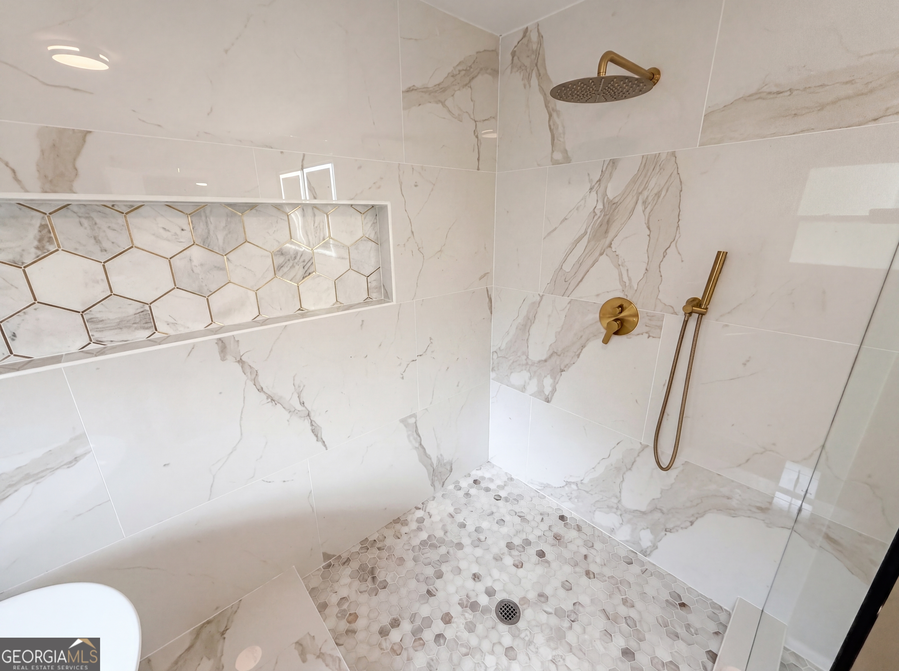 1772 Huntingford Drive Property Photo 29