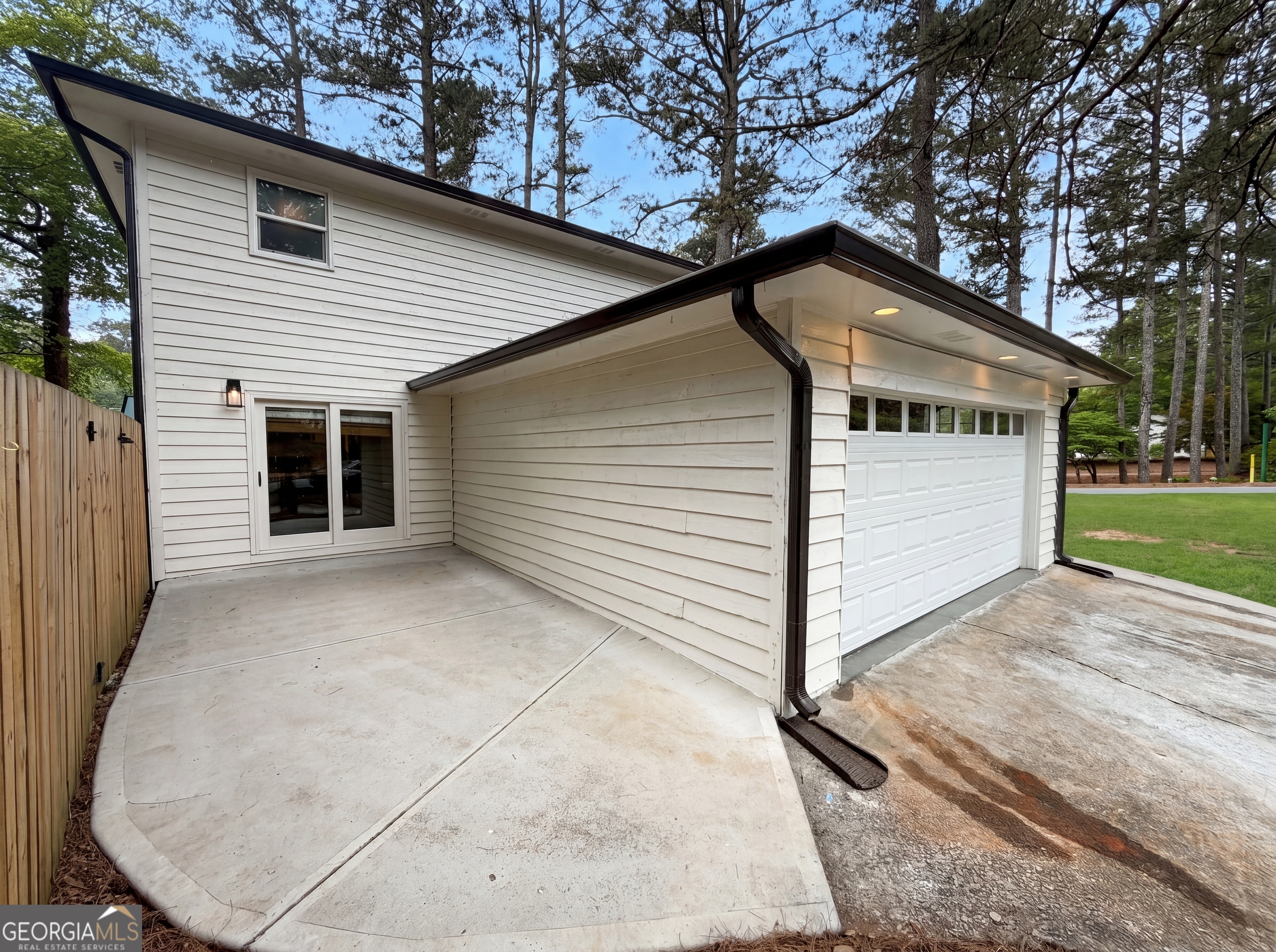 1772 Huntingford Drive Property Photo 32