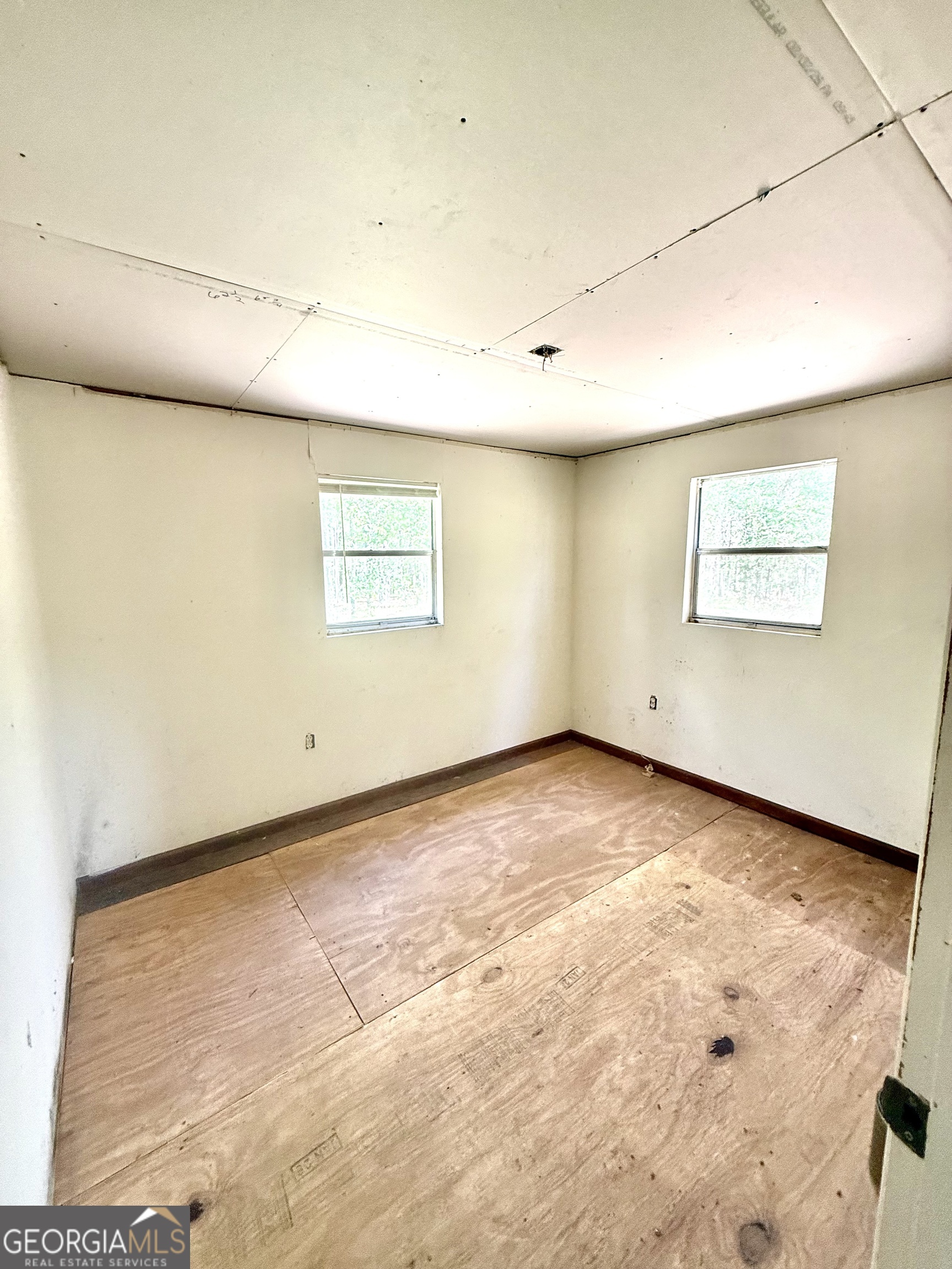 1983 Minton Chapel Road Property Photo 11