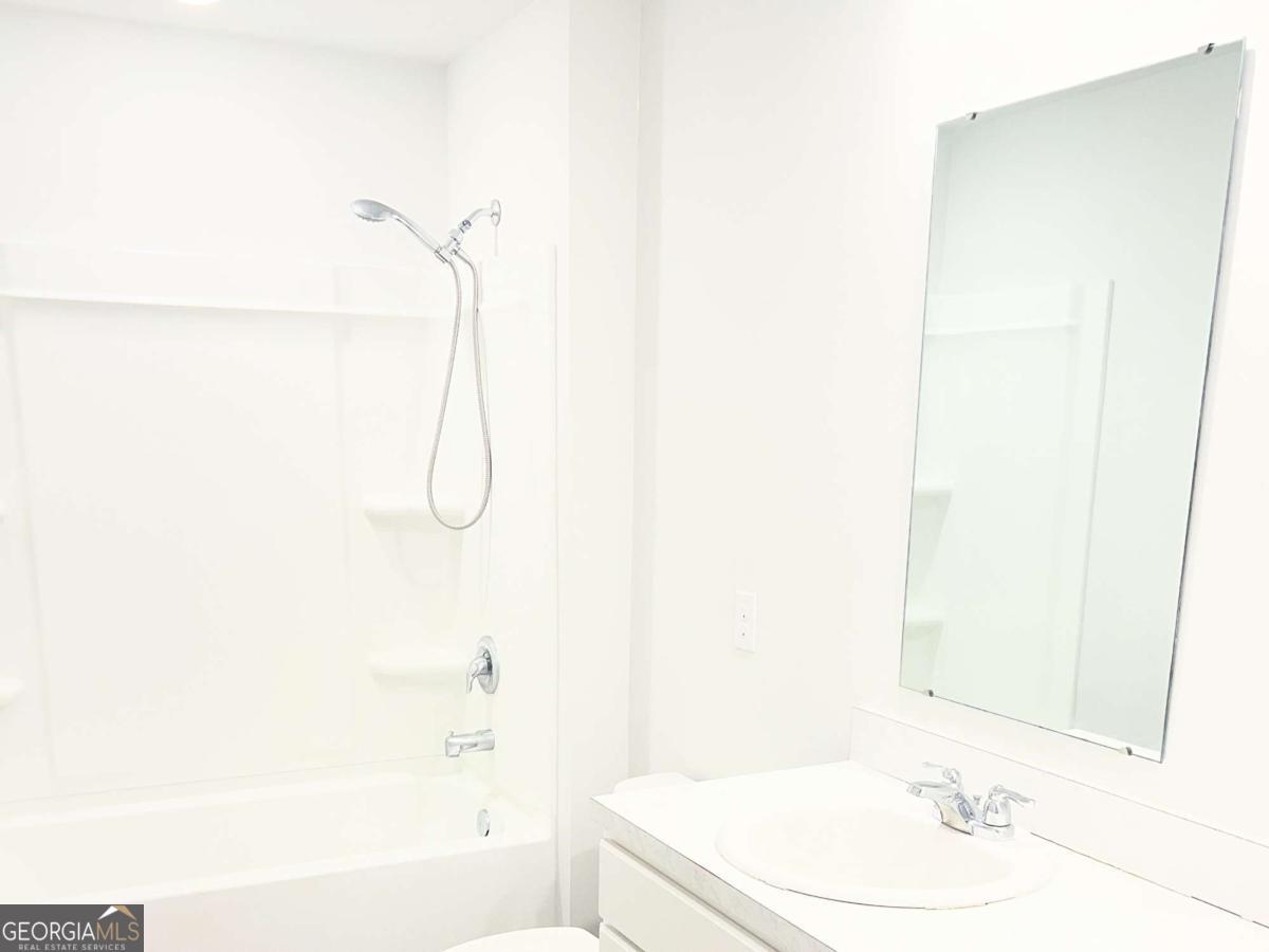 704 Chickadee Street Property Photo 19