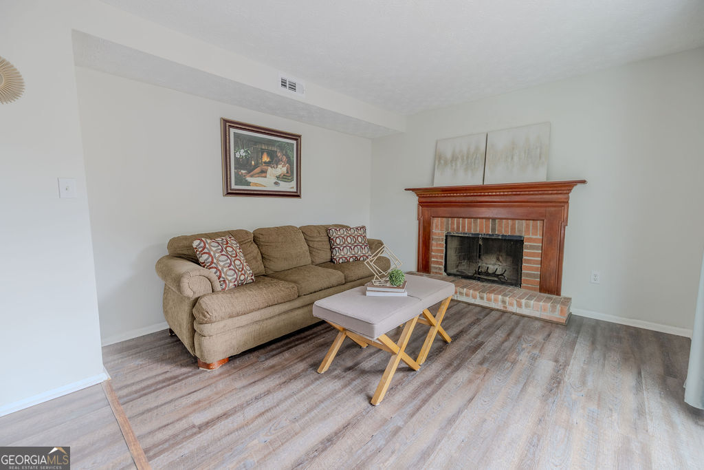 2073 Raintree Place Property Photo 12