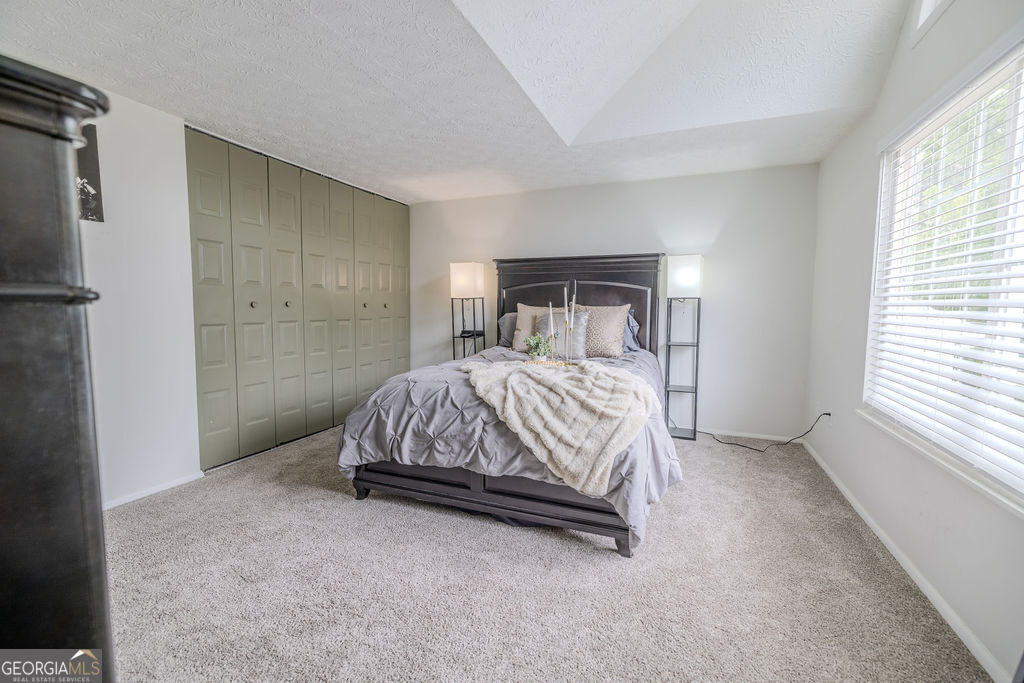2073 Raintree Place Property Photo 16
