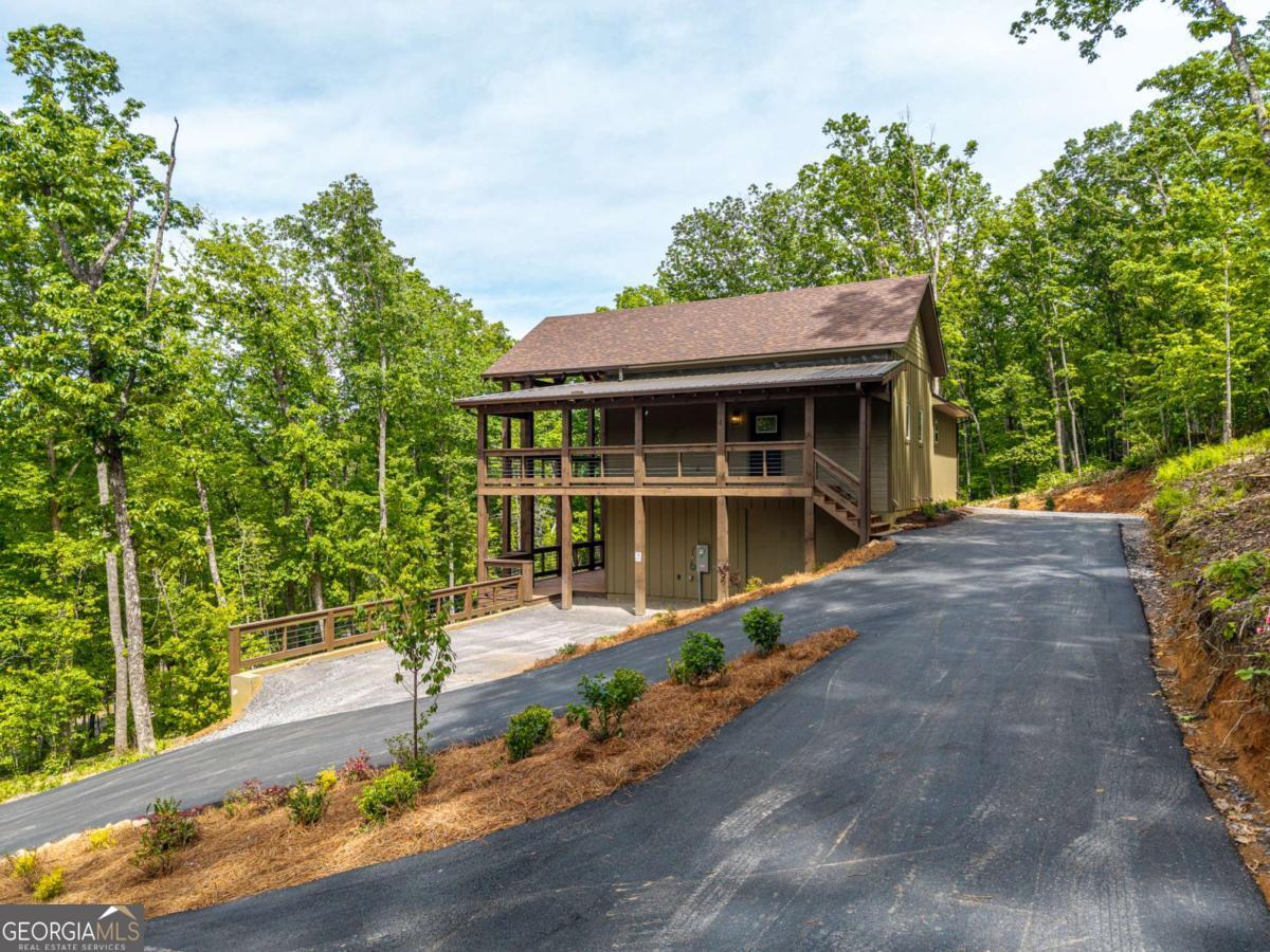 148 Virginia Drive Property Photo 3