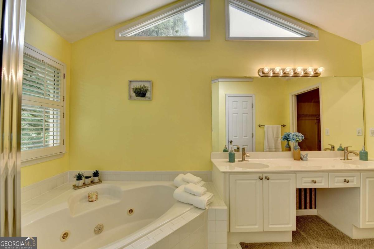 868 Branch Tree Court Property Photo 45