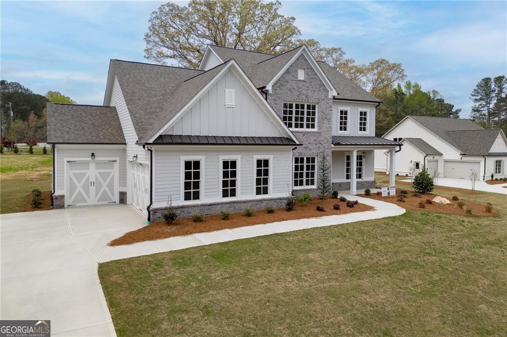 8135 Heardsville Court Property Photo 3