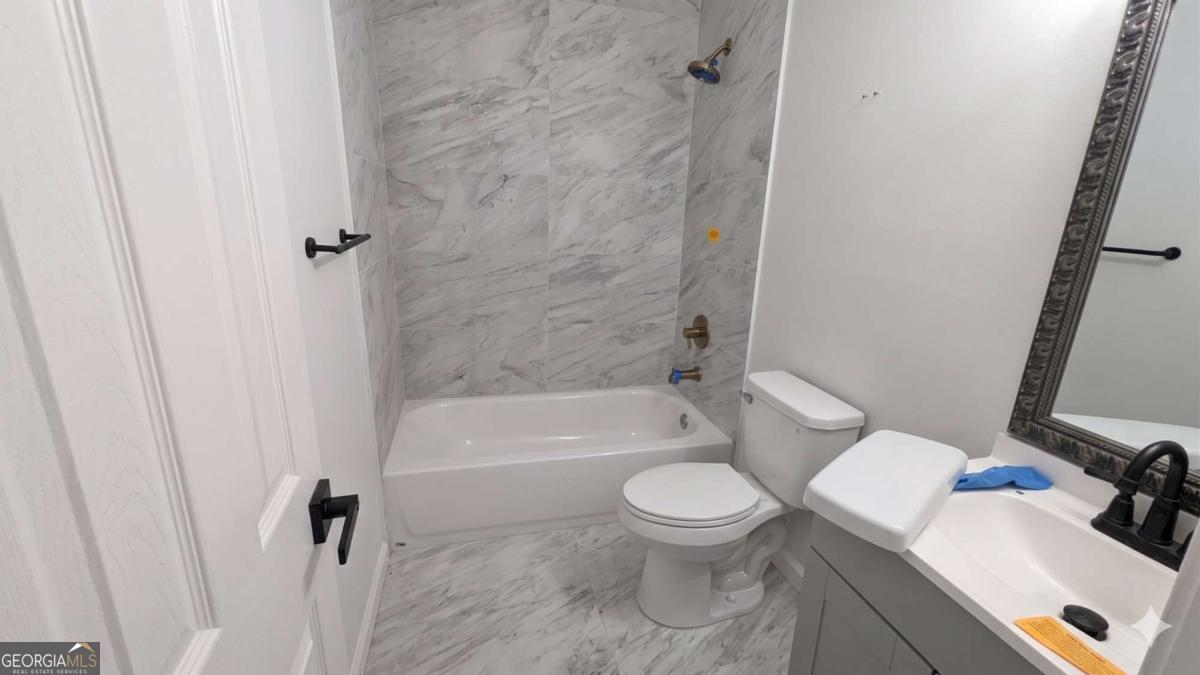 3283 Pebble Drive Property Photo 16
