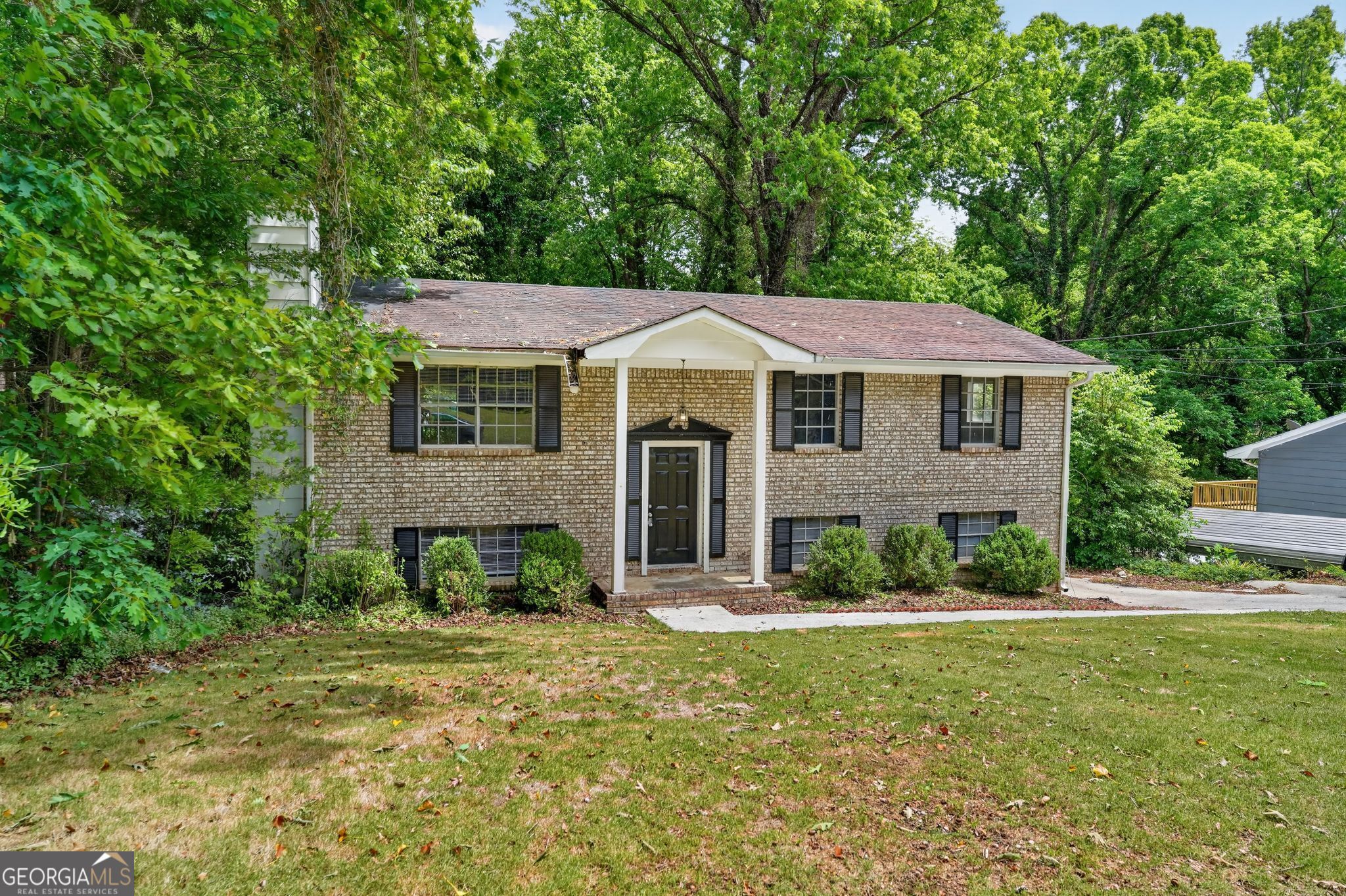 5770 Deerfield Trail Property Photo 1