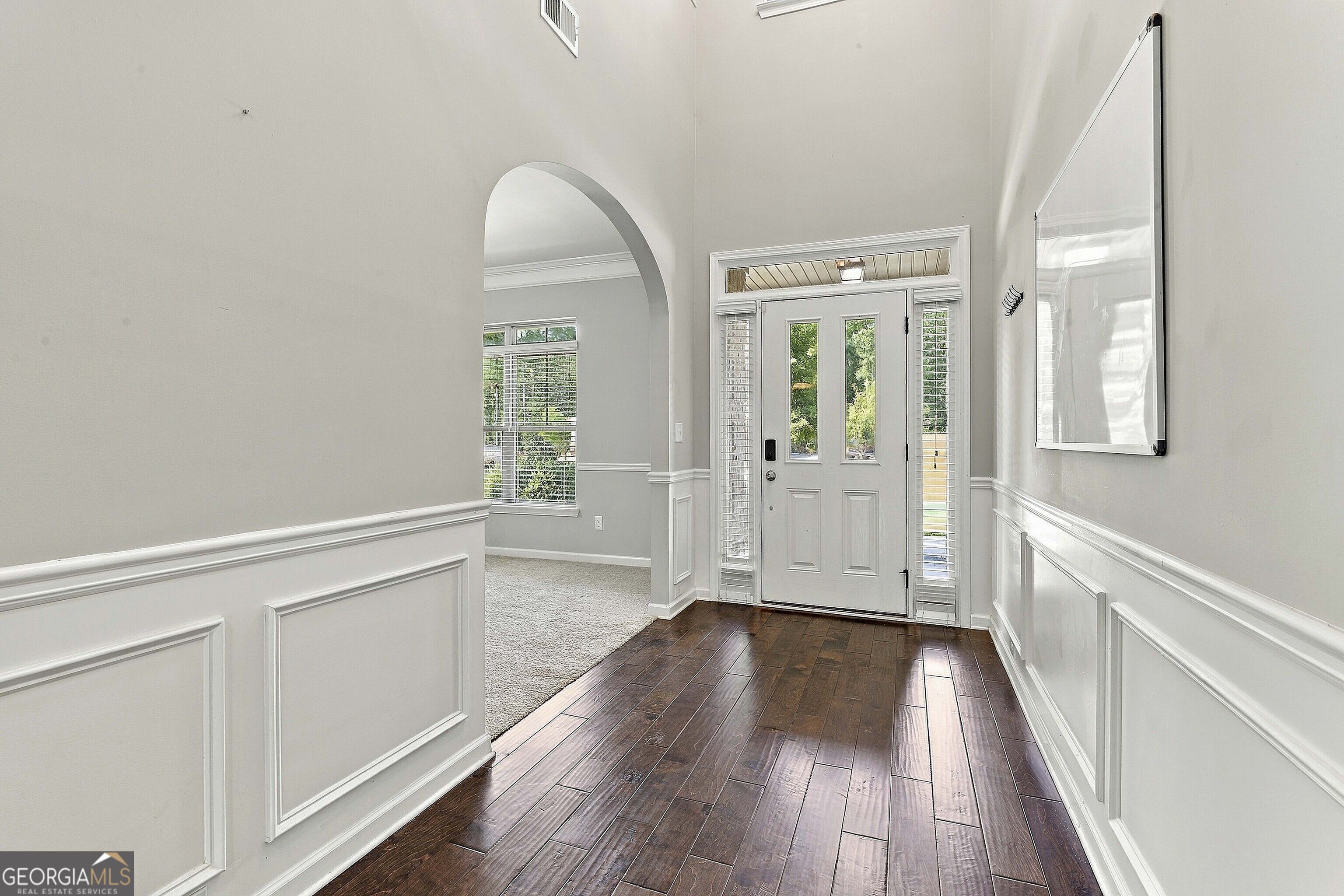 270 Darien Drive Property Photo 10